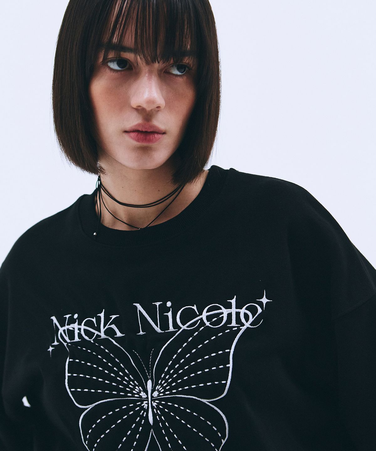 닉앤니콜(NICK&NICOLE) SHINE BUTTERFLY SWEATSHIRT_BLACK WHITE