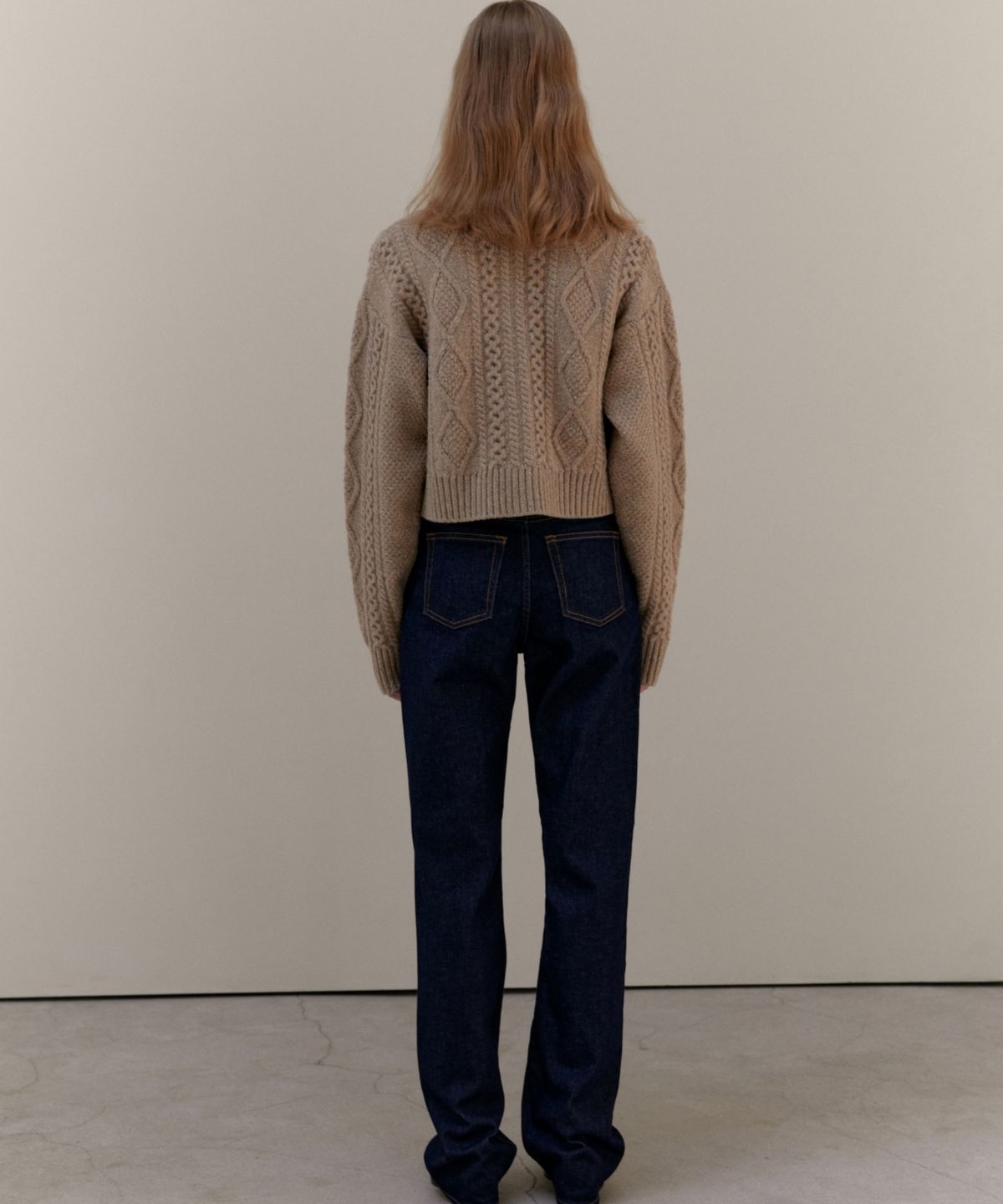 어나우트(UNNOUT) CABLE WOOL KNIT CARDIGAN - BEIGE