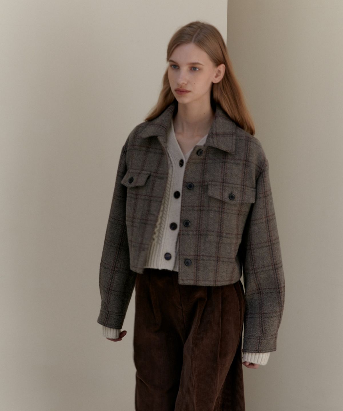 어나우트(UNNOUT) CABLE WOOL KNIT CARDIGAN CREAM - OATMEAL