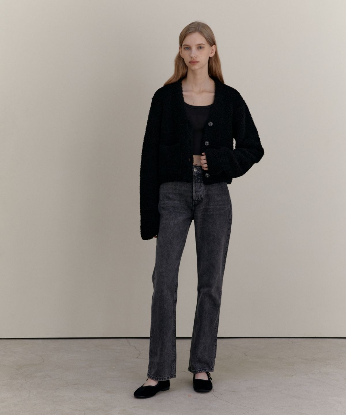 어나우트(UNNOUT) TEDDY BEAR WOOL KNIT CARDIGAN - BLACK