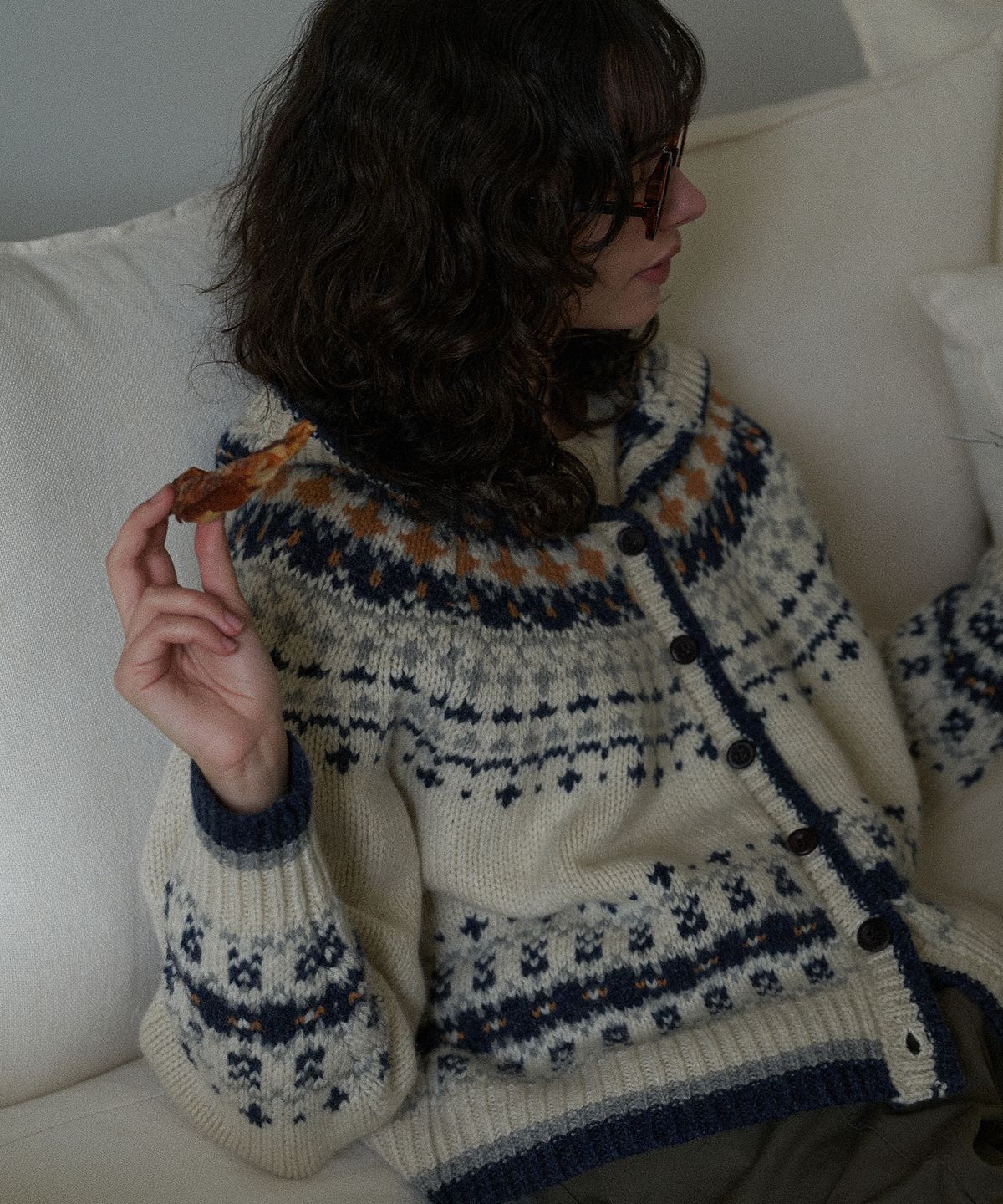 유라고(URAGO) Jacquard hoodie cardigan