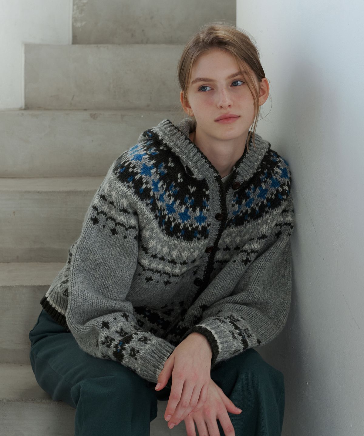 유라고(URAGO) Jacquard hoodie cardigan