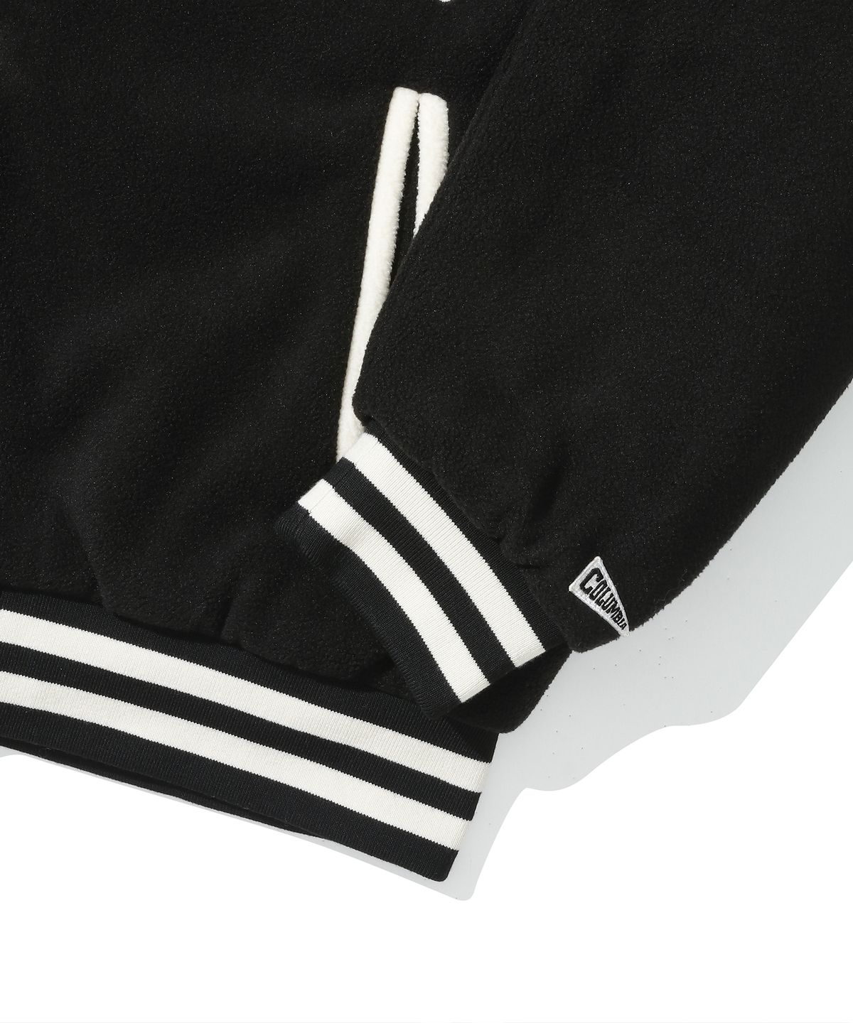 컬럼비아 유니버시티(COLUMBIA UNIVERSITY) C BOUCLE LOGO VASITY MEDIUM JACKET 블랙
