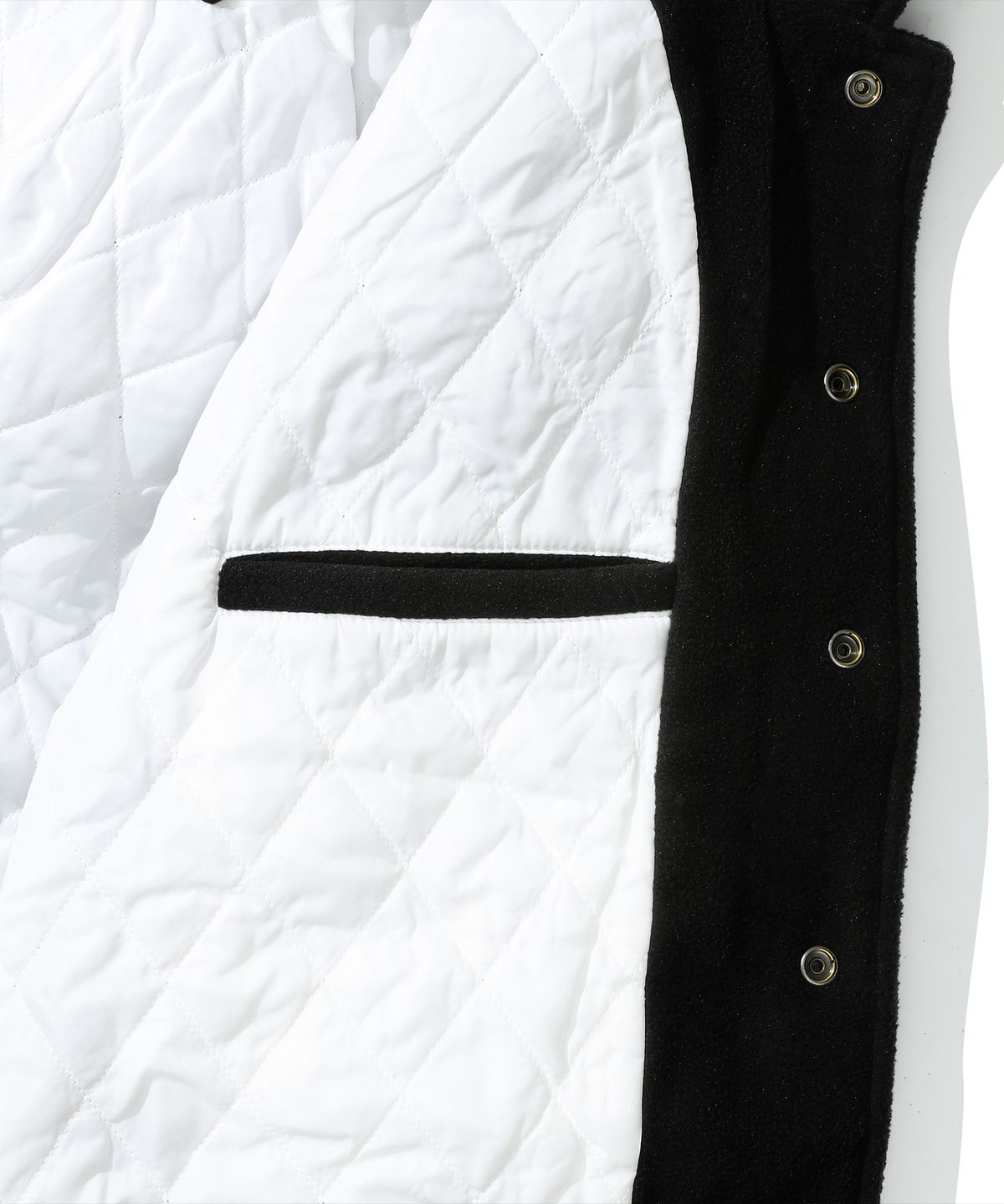 컬럼비아 유니버시티(COLUMBIA UNIVERSITY) C BOUCLE LOGO VASITY MEDIUM JACKET 블랙