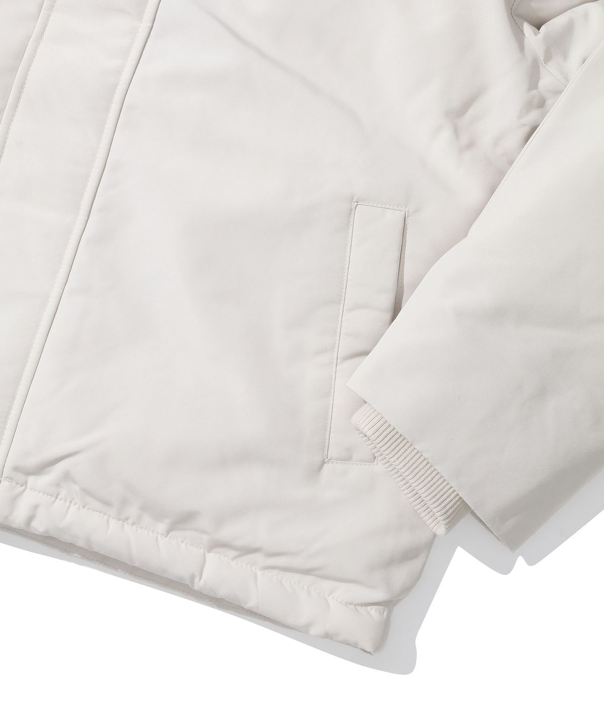 컬럼비아 유니버시티(COLUMBIA UNIVERSITY) 3M THINSULATE NEW SHORT HEAVY JACKET 브라이트화이트