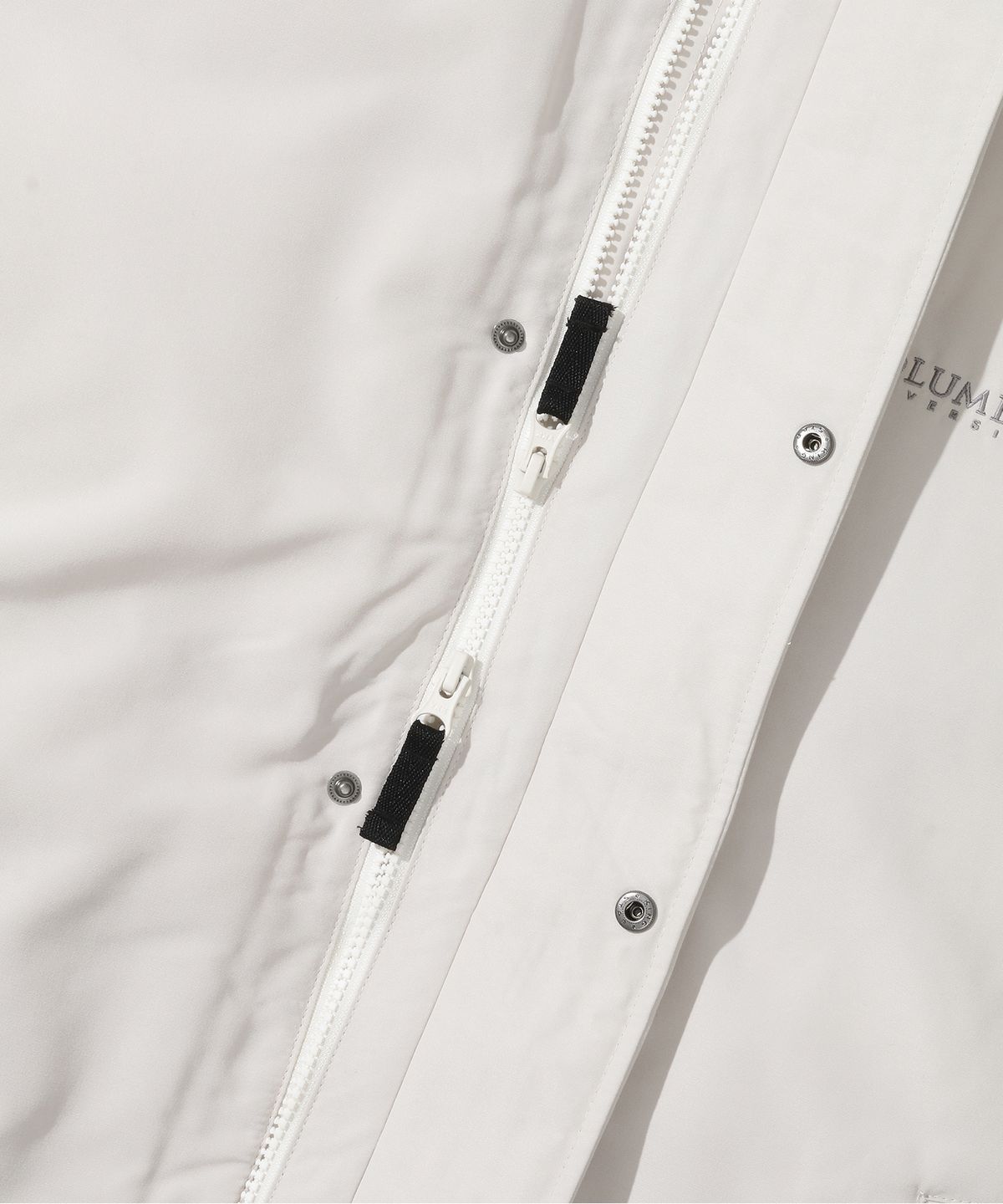 컬럼비아 유니버시티(COLUMBIA UNIVERSITY) 3M THINSULATE NEW SHORT HEAVY JACKET 브라이트화이트