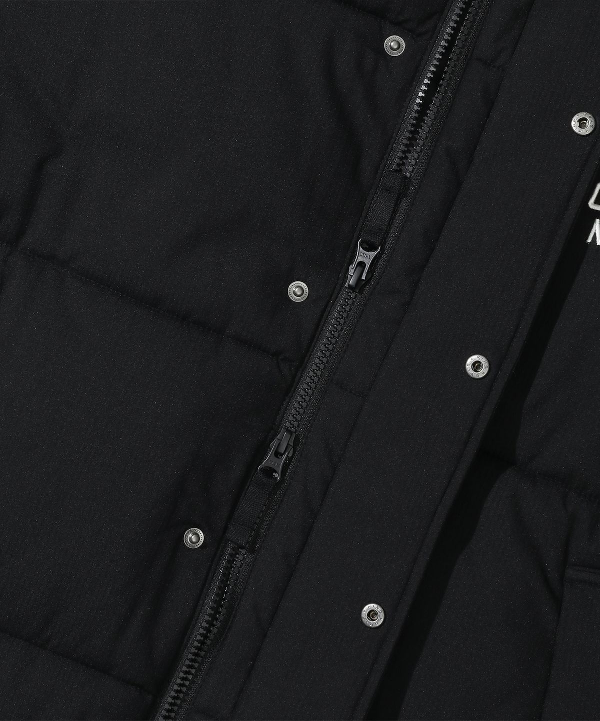 컬럼비아 유니버시티(COLUMBIA UNIVERSITY) NEW YORK ARCH EMB HEAVY JACKET 블랙