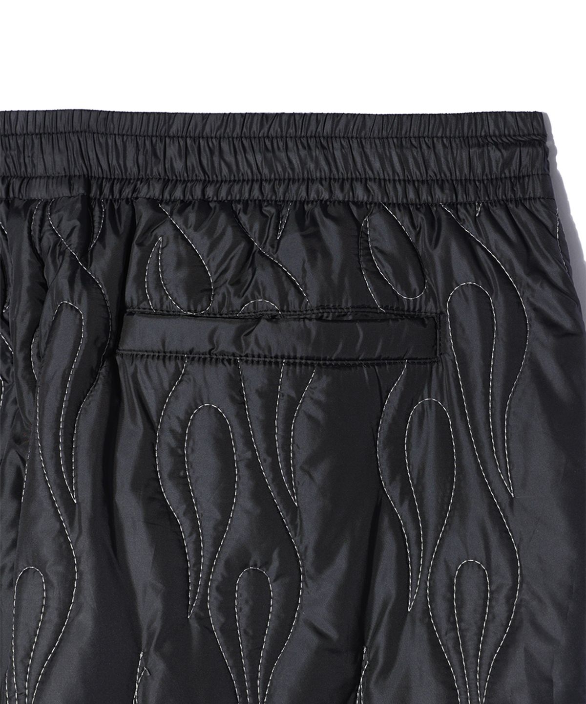 크리틱(CRITIC) FLAME QUILTING PANTS BLACK
