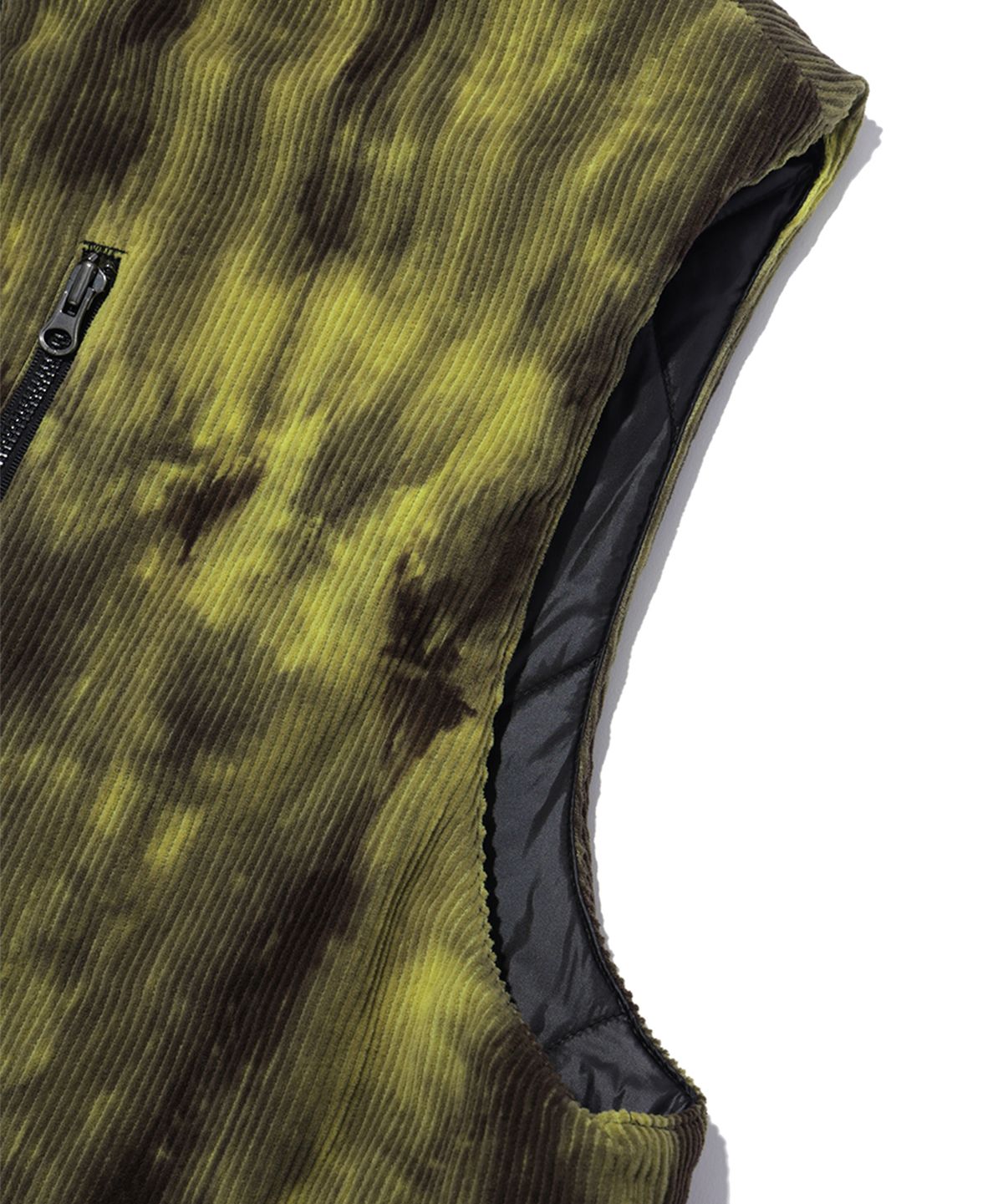 크리틱(CRITIC) DYEING CORDUROY REVERSIBLE PADDING VEST GREEN