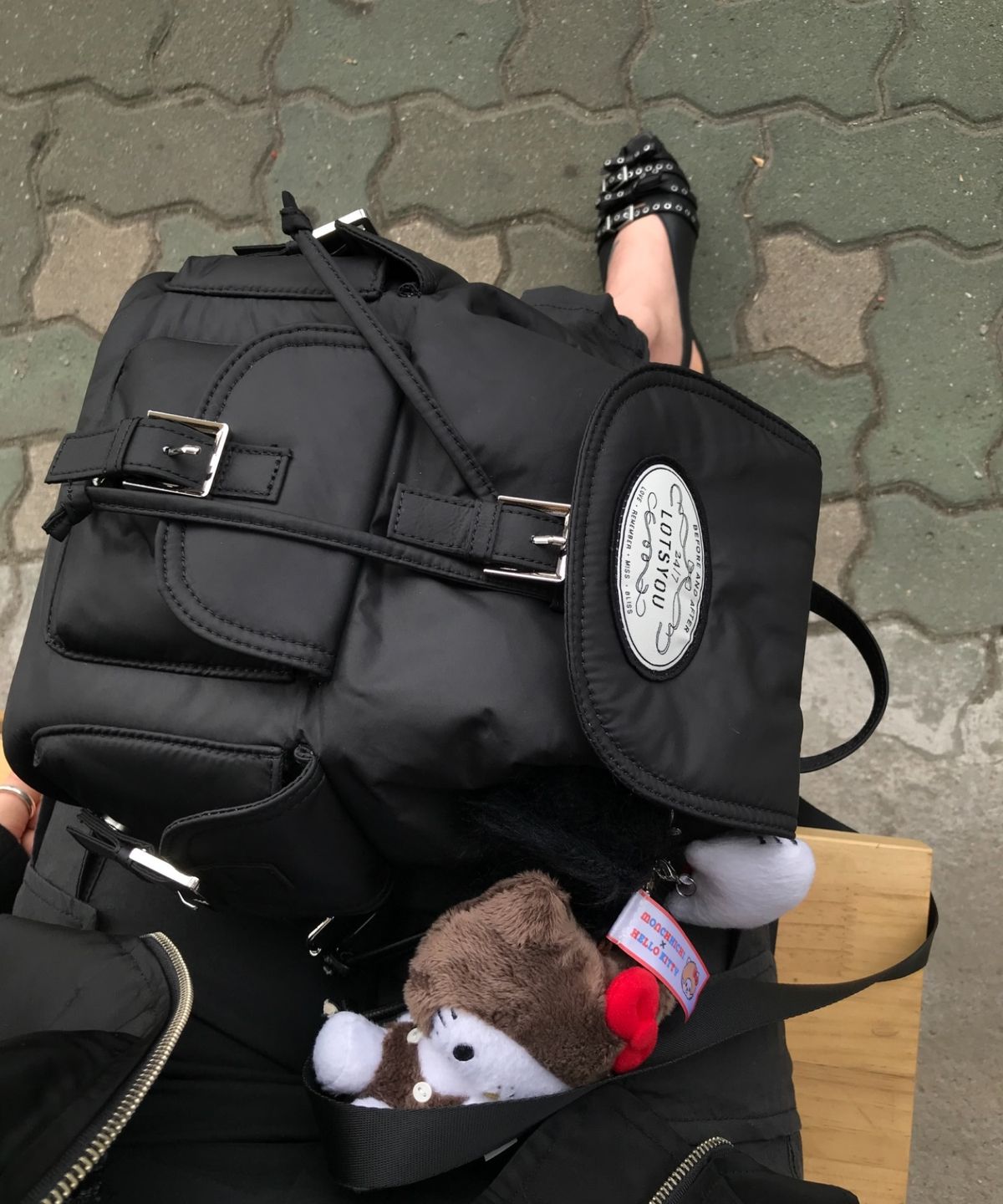라츠유(LOTSYOU) Nostalgia chubby Backpack Black