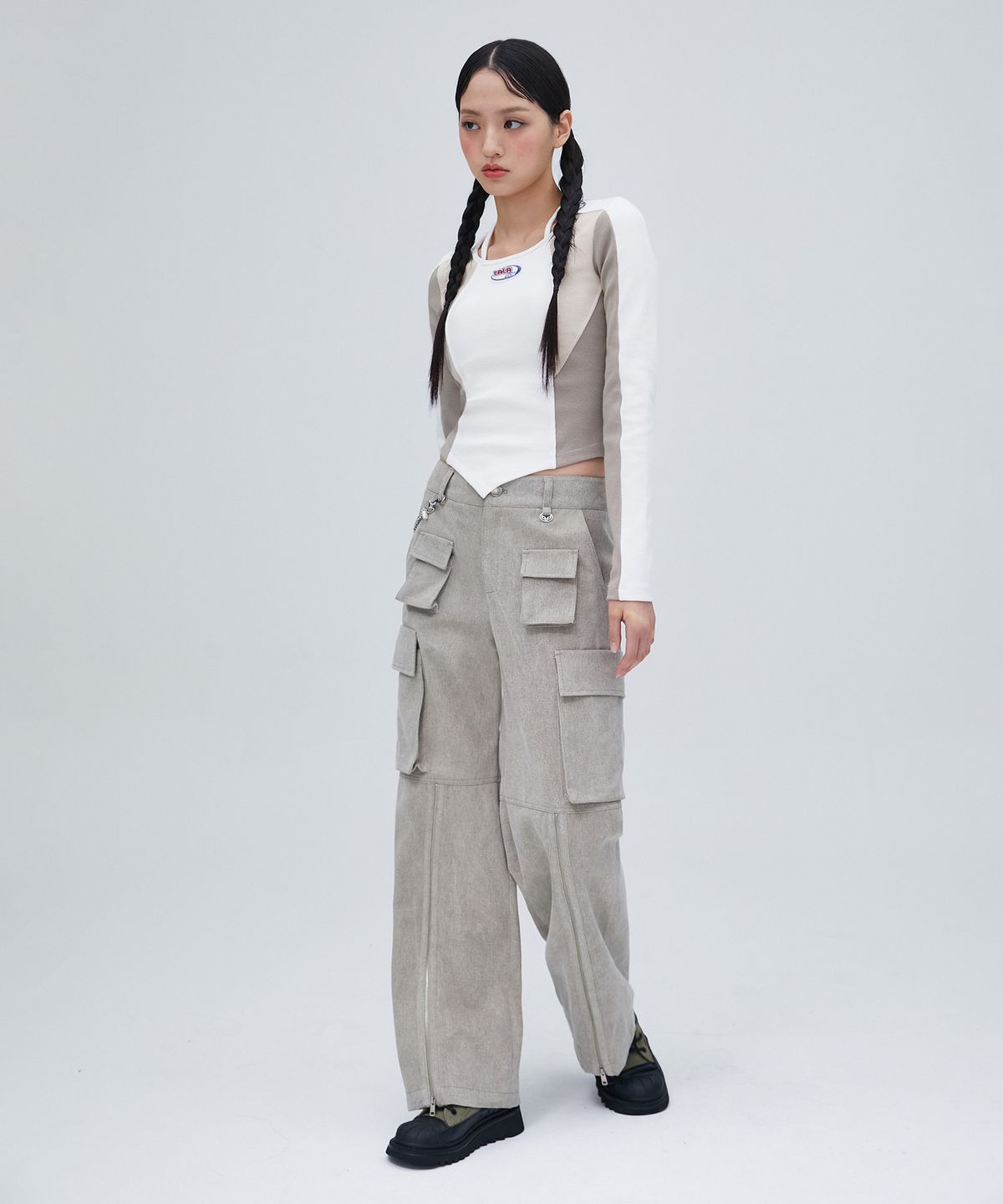 라라폭스(LALAFOX) ZIPPER CARGO PANTS BEIGE BP4WP001