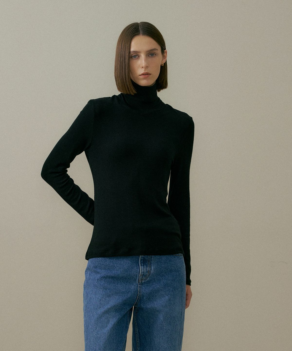 더페니(THE PENNY) WOOL POLAR SLIM T-SHIRT