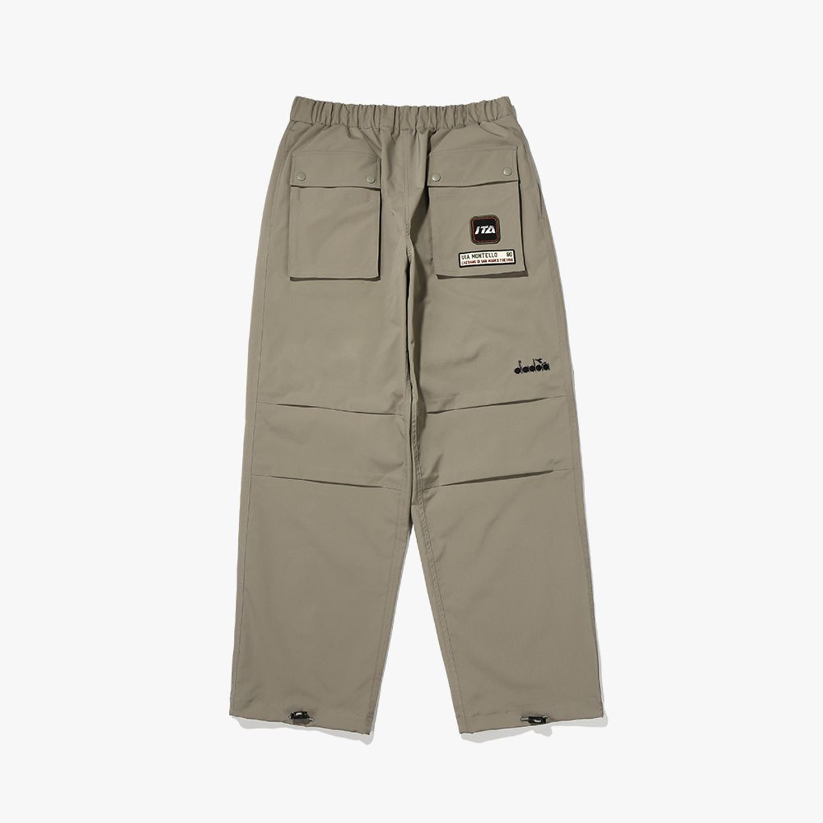 디아도라(diadora) 윈터 피트크루 벌룬핏 우븐 팬츠 KHAKI