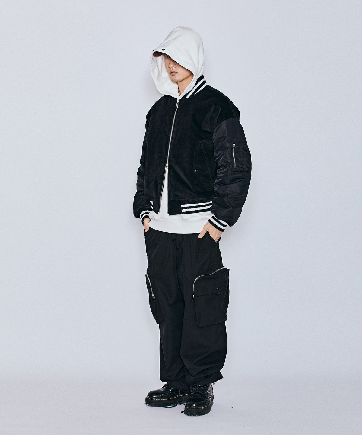 밀리밀리언(MILLIMILLION) MUDSTONE VELVET MA-1 JACKET J08- BLACK