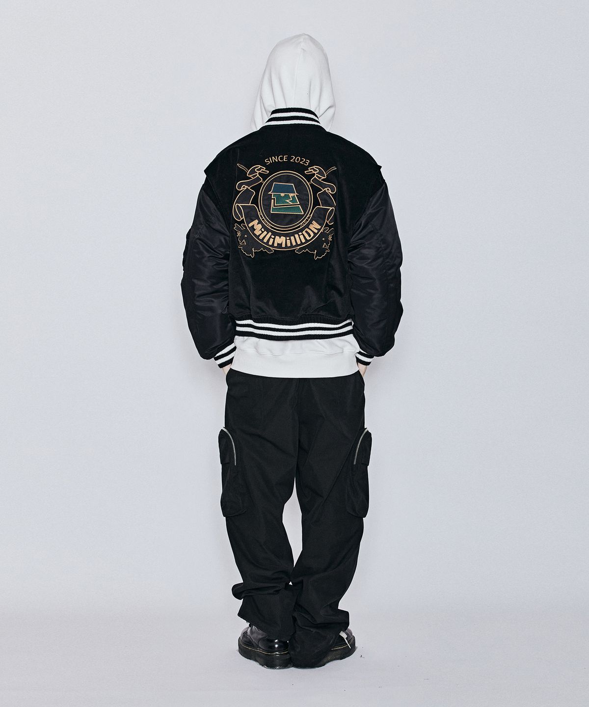 밀리밀리언(MILLIMILLION) MUDSTONE VELVET MA-1 JACKET J08- BLACK