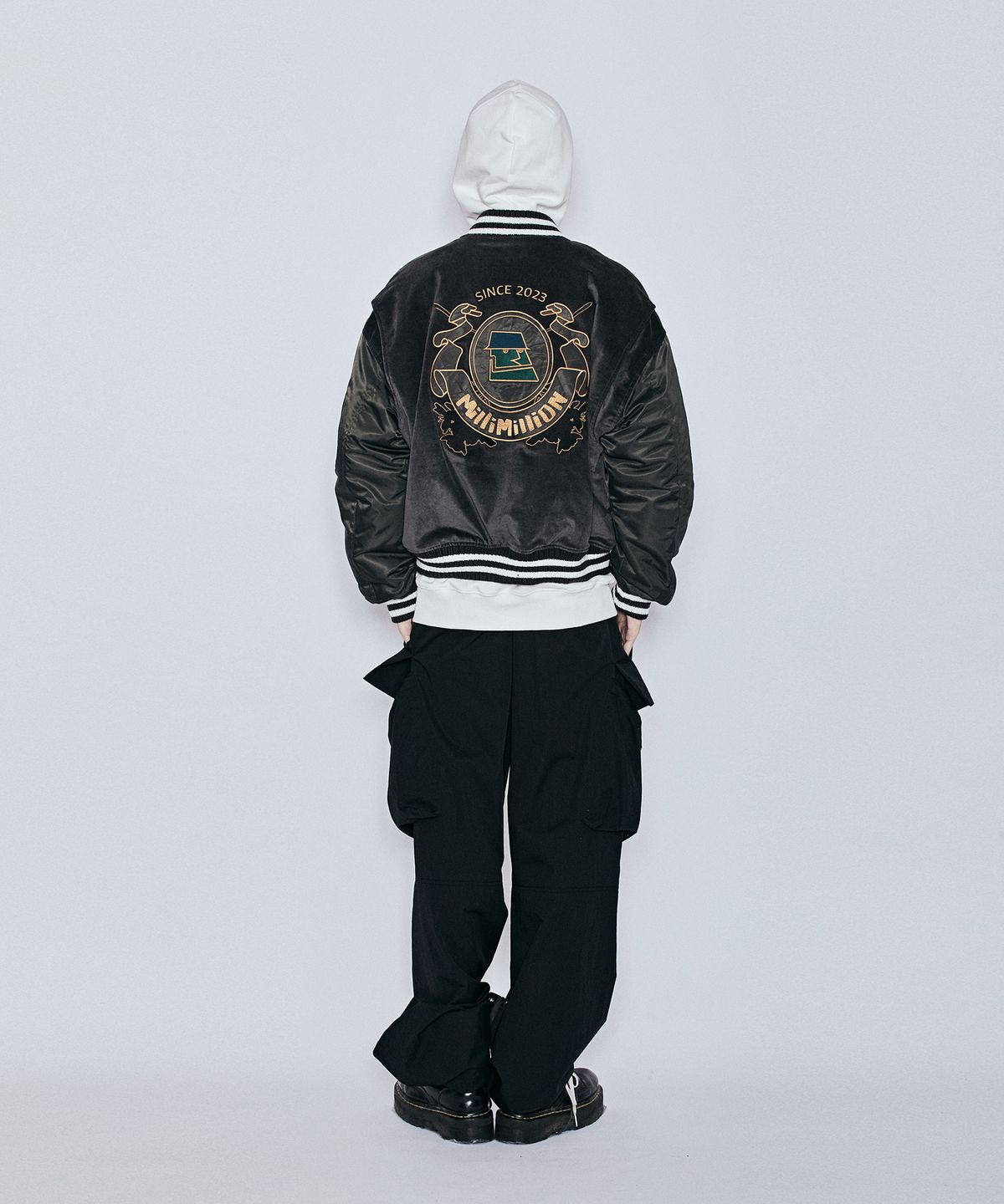 밀리밀리언(MILLIMILLION) MUDSTONE VELVET MA-1 JACKET J08- DARK GREY