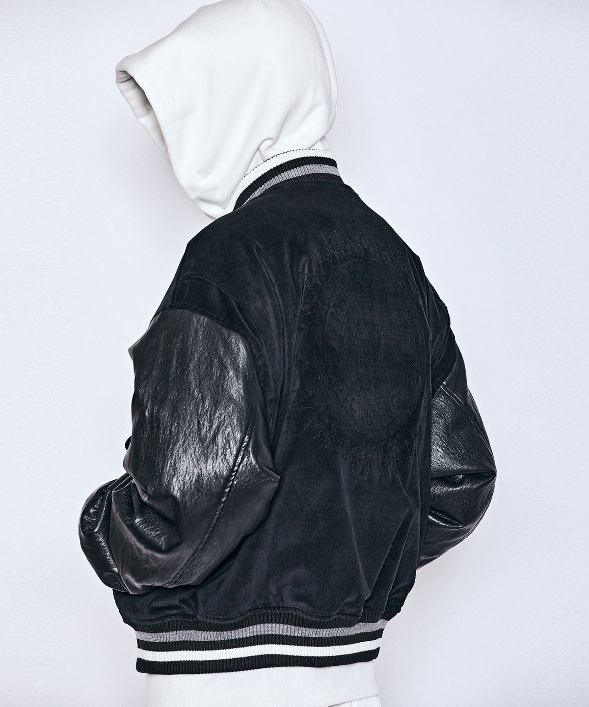 밀리밀리언(MILLIMILLION) MUDSTONE VELVET BLOUSON J13- BLACK