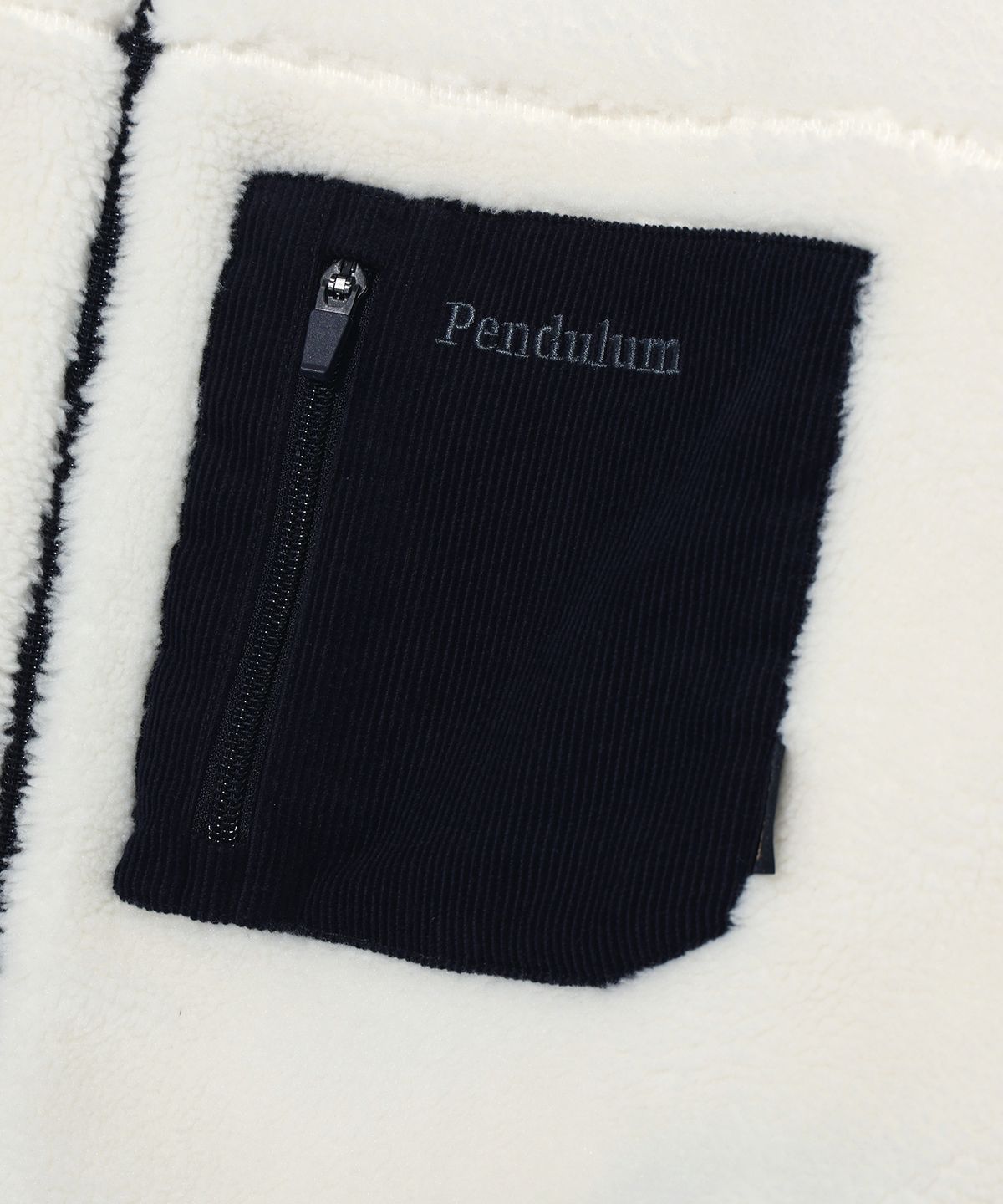 펜듈럼(PENDULUM) 코지 플리스 점퍼 LP9JU933 VER.2_IVORY