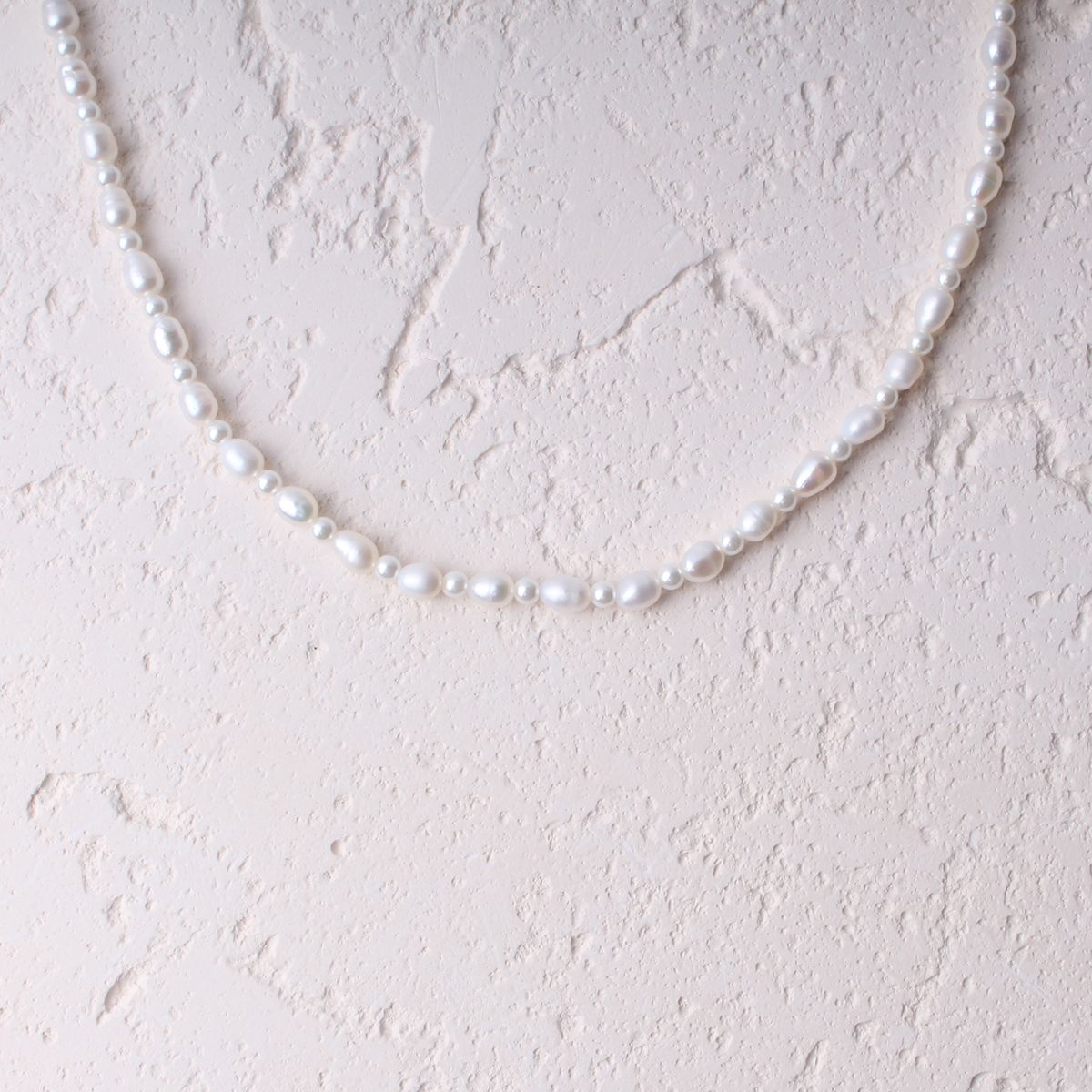 비엔베투(Bien Vetu) 4mm 담수 진주 핵진주 레이어드 목걸이
