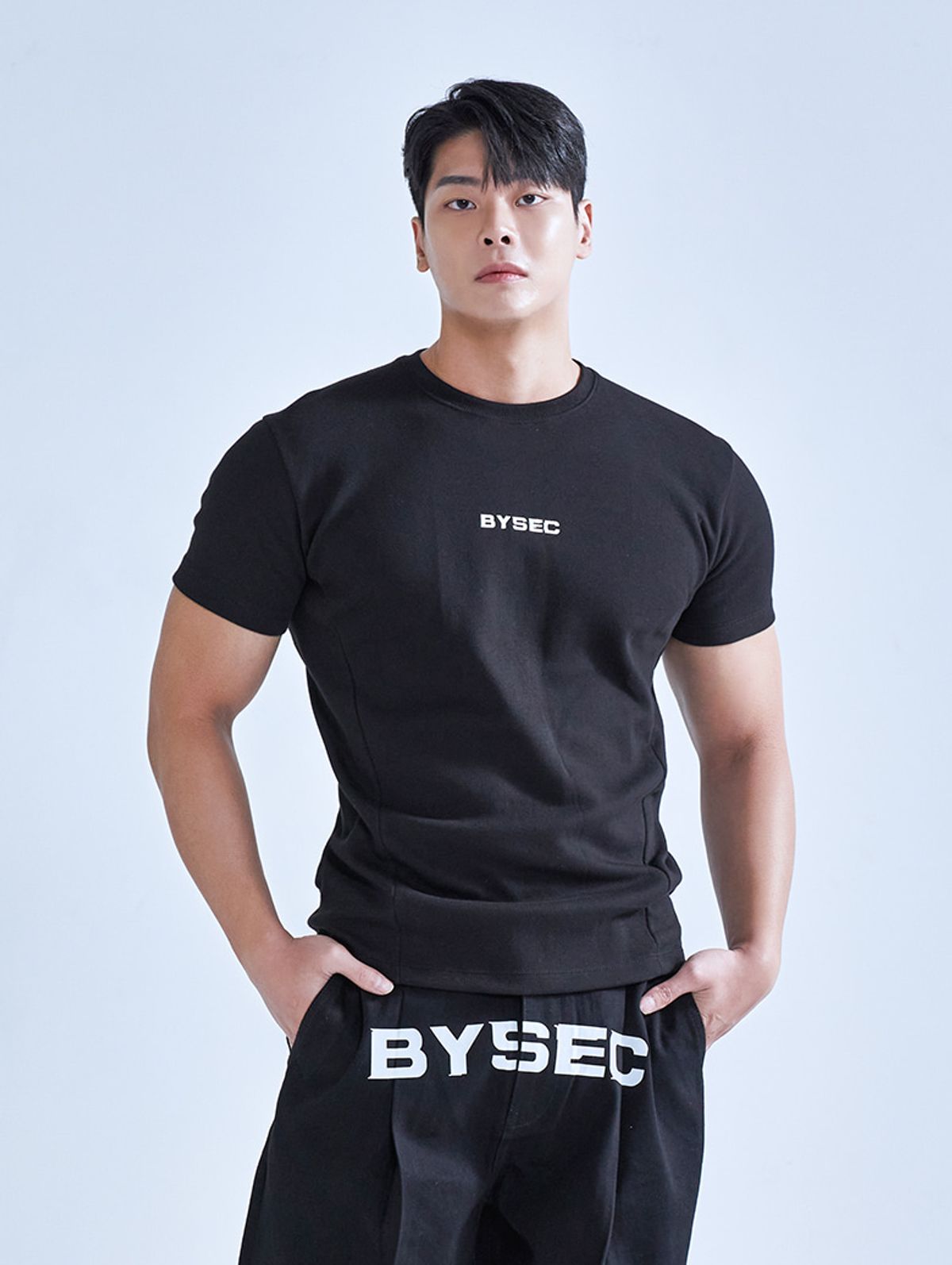 바이젝(BYSEC) 퍼펙트 특양면 스몰로고 머슬핏 반팔 티셔츠_2Color