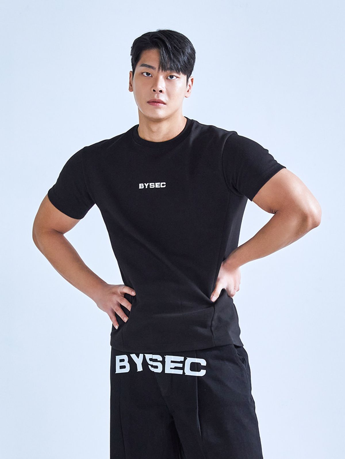 바이젝(BYSEC) 퍼펙트 특양면 스몰로고 머슬핏 반팔 티셔츠_2Color