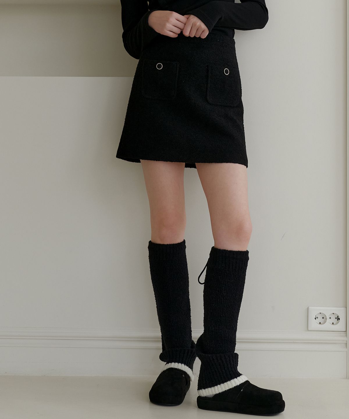 엽페(YUPPE) COLOR KNIT LEG WARMER_BLACK