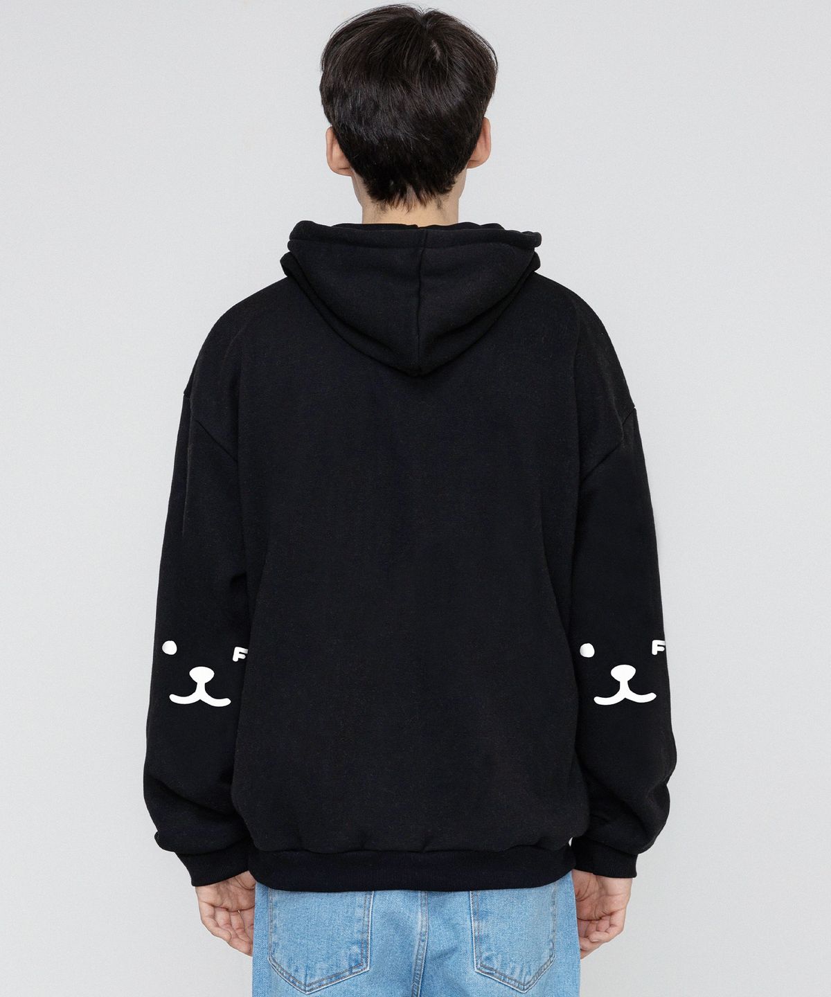 그레이버(GRAVER) [UNISEX]엘보우 퍼피 페이스 스마일 후드티_블랙/화이트 로고