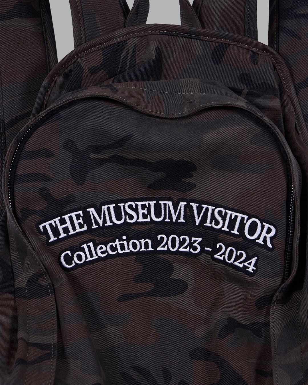 MUSINSA | THE MUSEUM VISITOR FLAG STITCHED BACKPACK