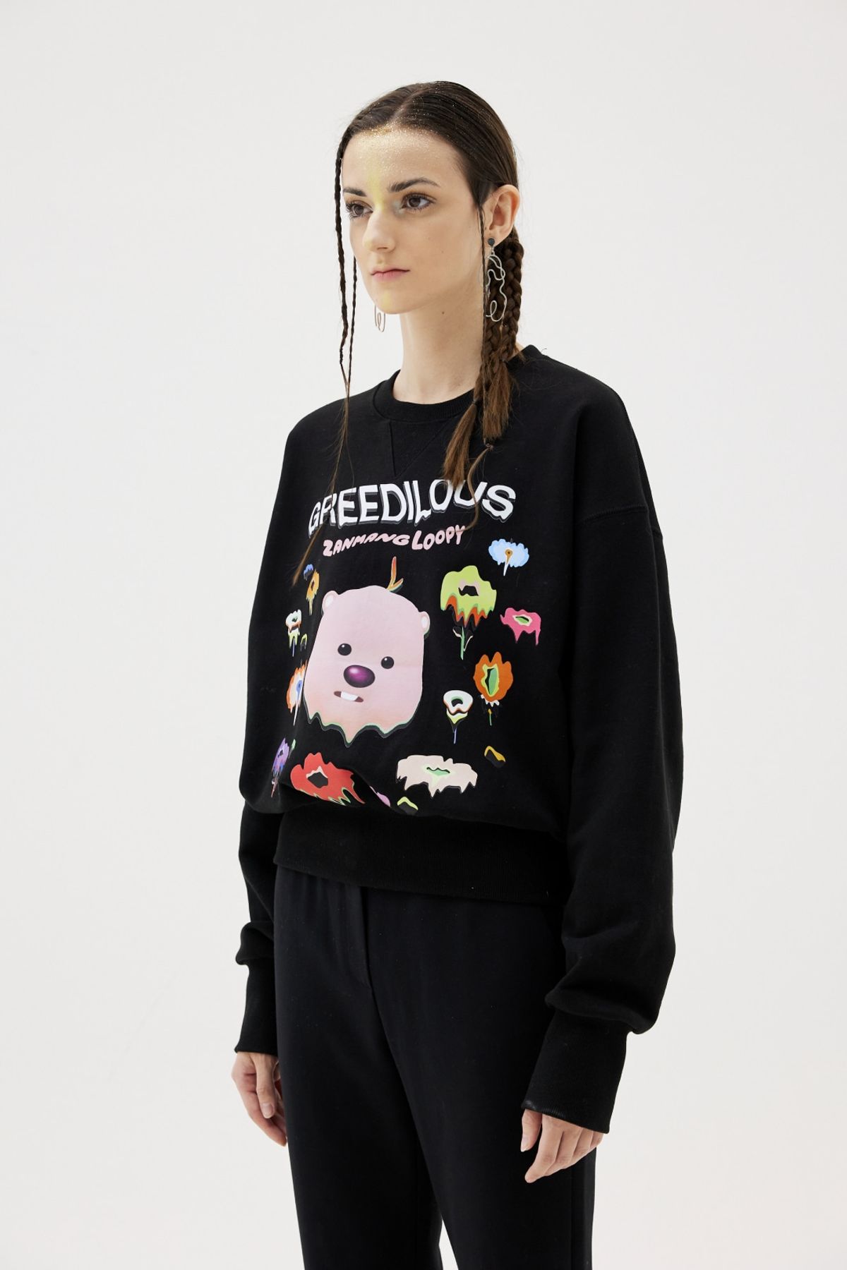 그리디어스(GREEDILOUS) Loopey Face Print Short Sweater Top Black