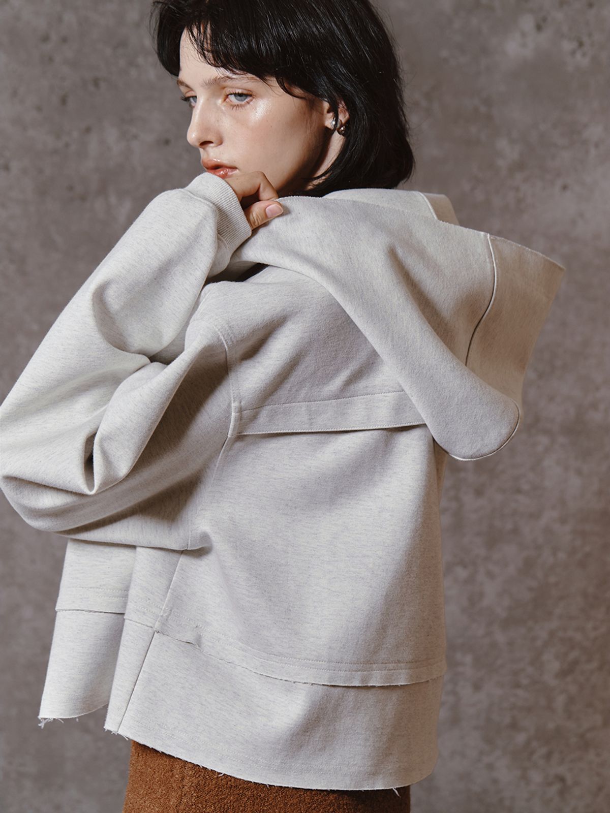 민더리(MEENDERI) HOODIE CROP JACKET - OATMEAL