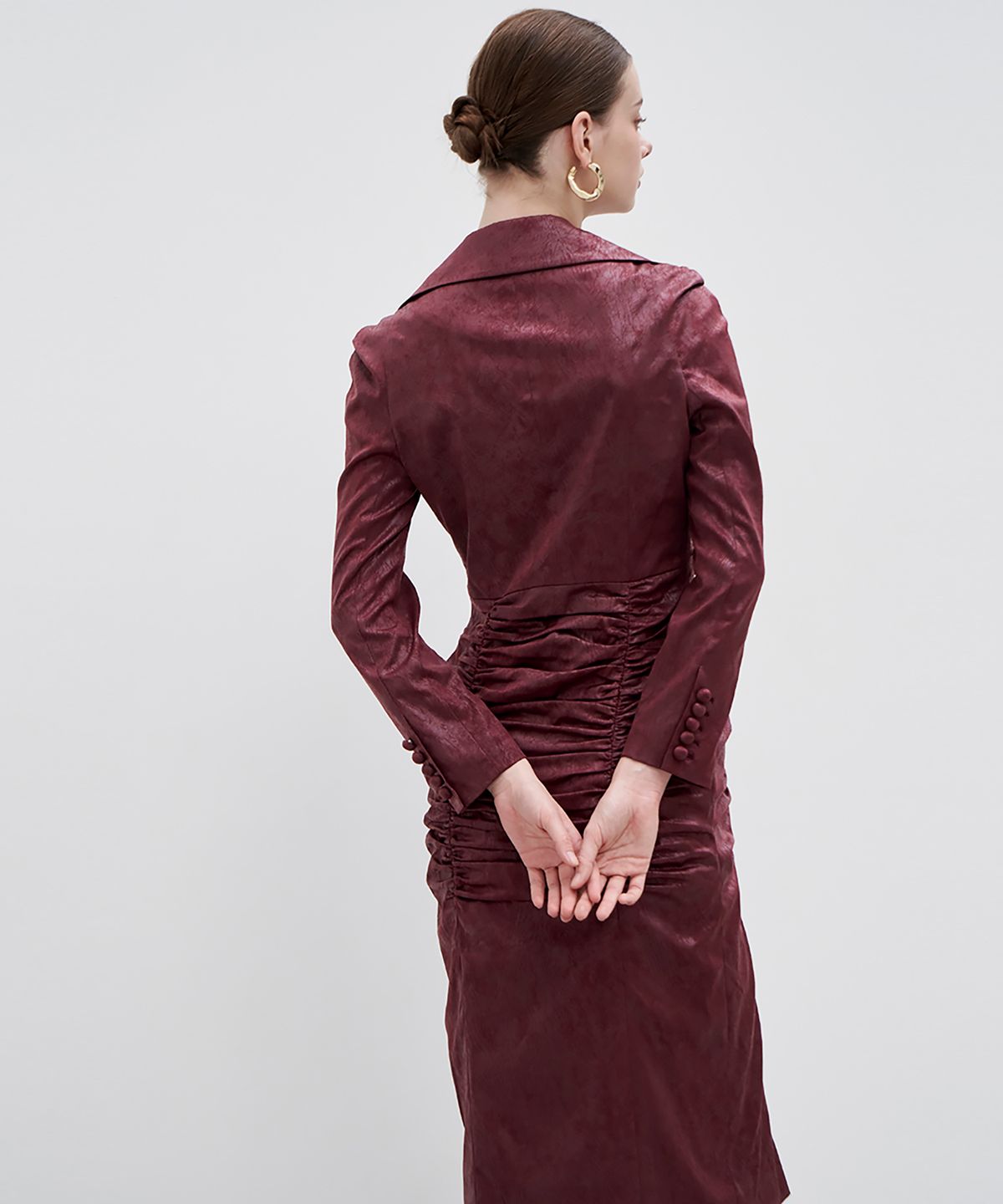 쥴리앤칼라(JULIY&CALLA) 23FW 칼라79 컬렉터 프리미엄 럭셔리 펄 원피스 버건디