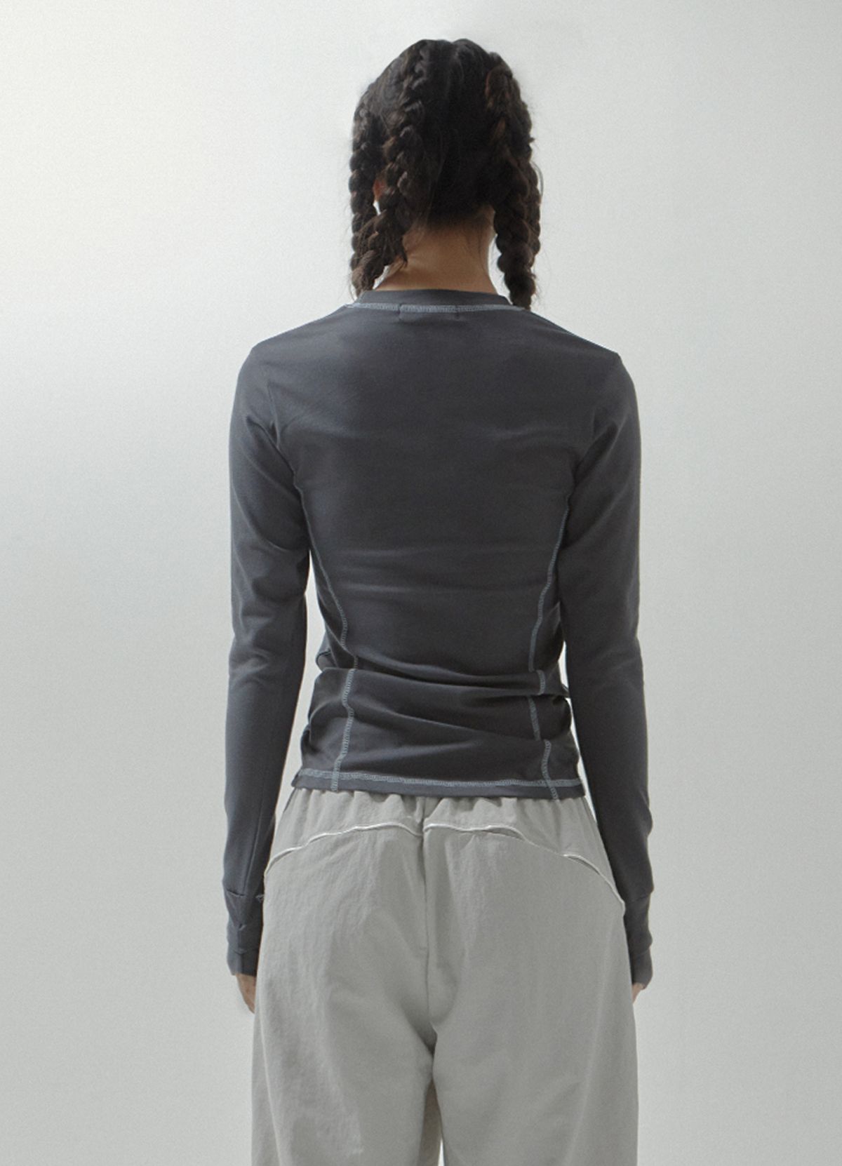 세니크(SENIK) Handwraps stitches long sleeve - Grey