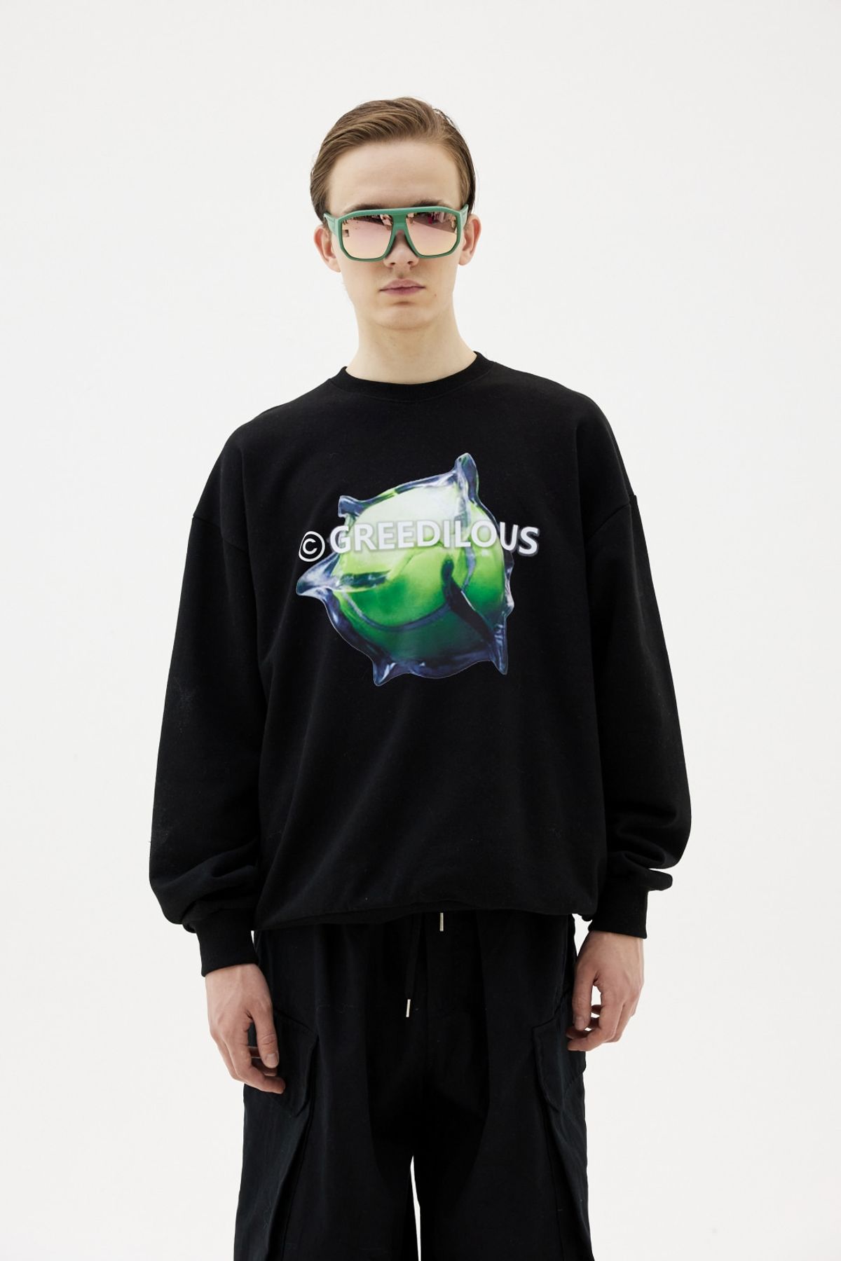 그리디어스(GREEDILOUS) Green Logo Motif Sweater Top Black