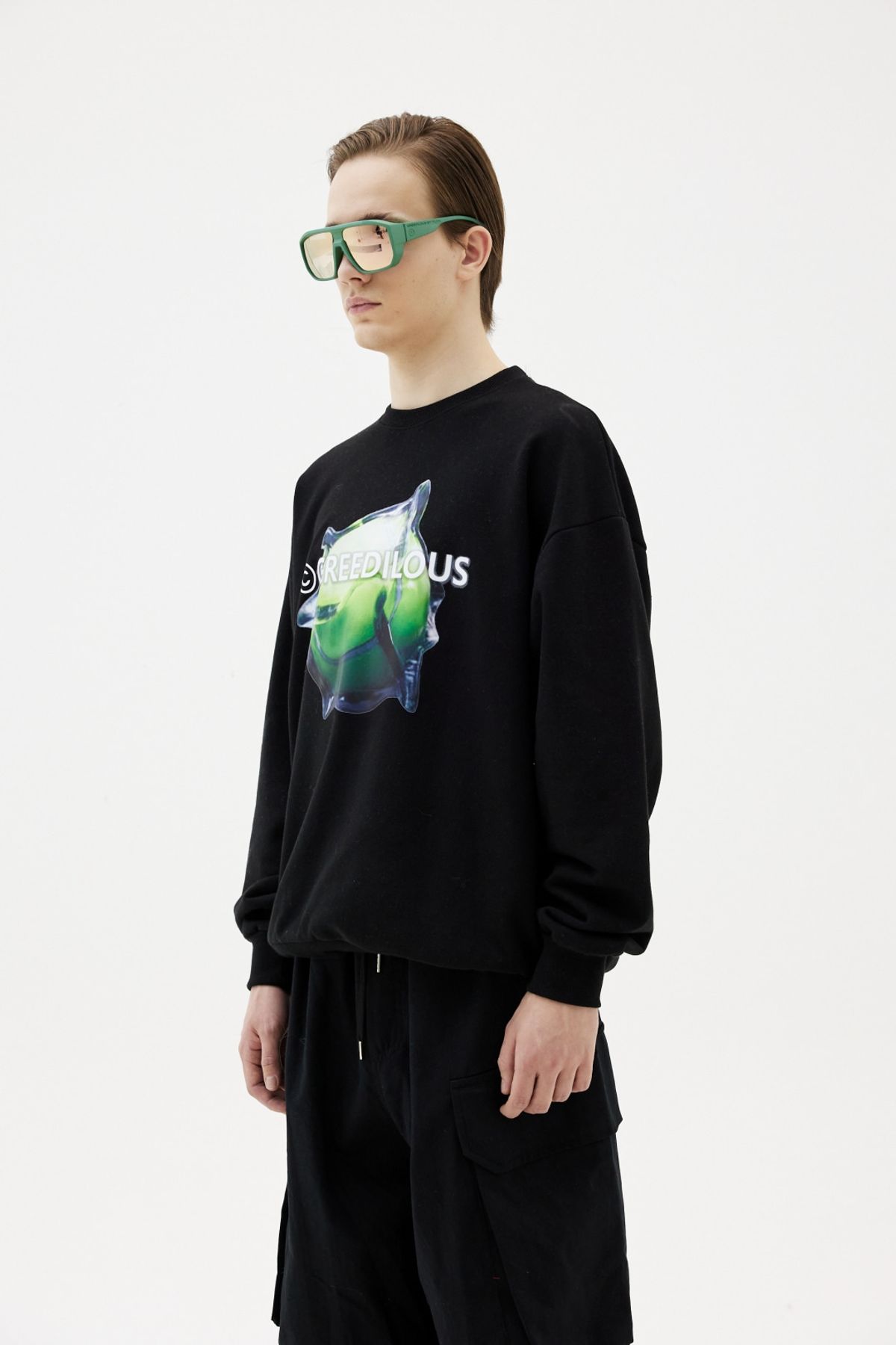 그리디어스(GREEDILOUS) Green Logo Motif Sweater Top Black
