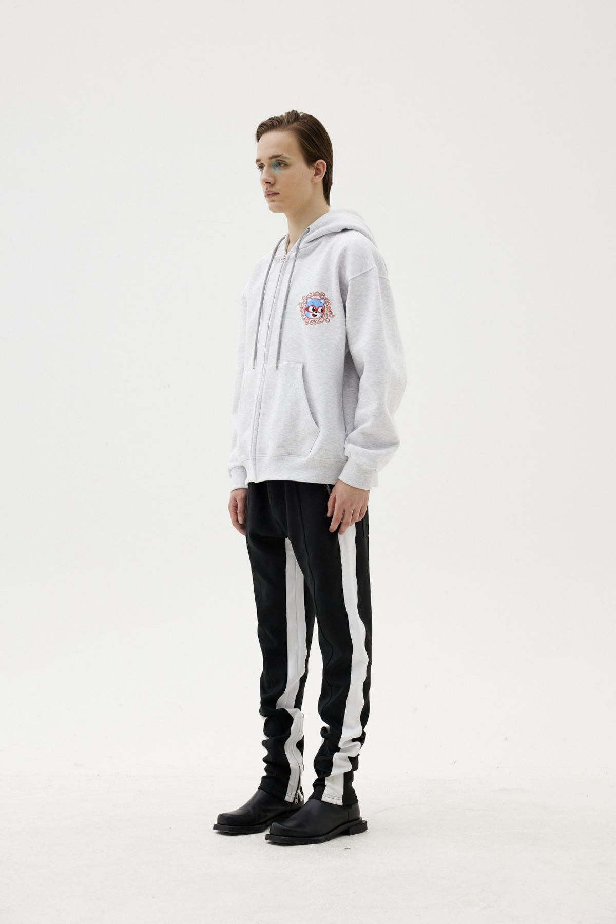 그리디어스(GREEDILOUS) Contrst Strip Straight Joggers