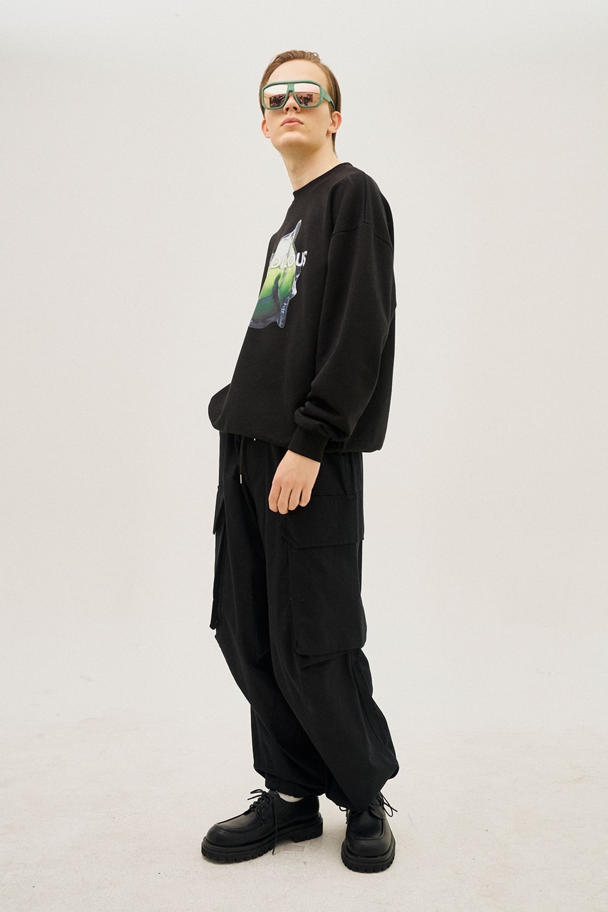 그리디어스(GREEDILOUS) Very Baggy Combat Joggers