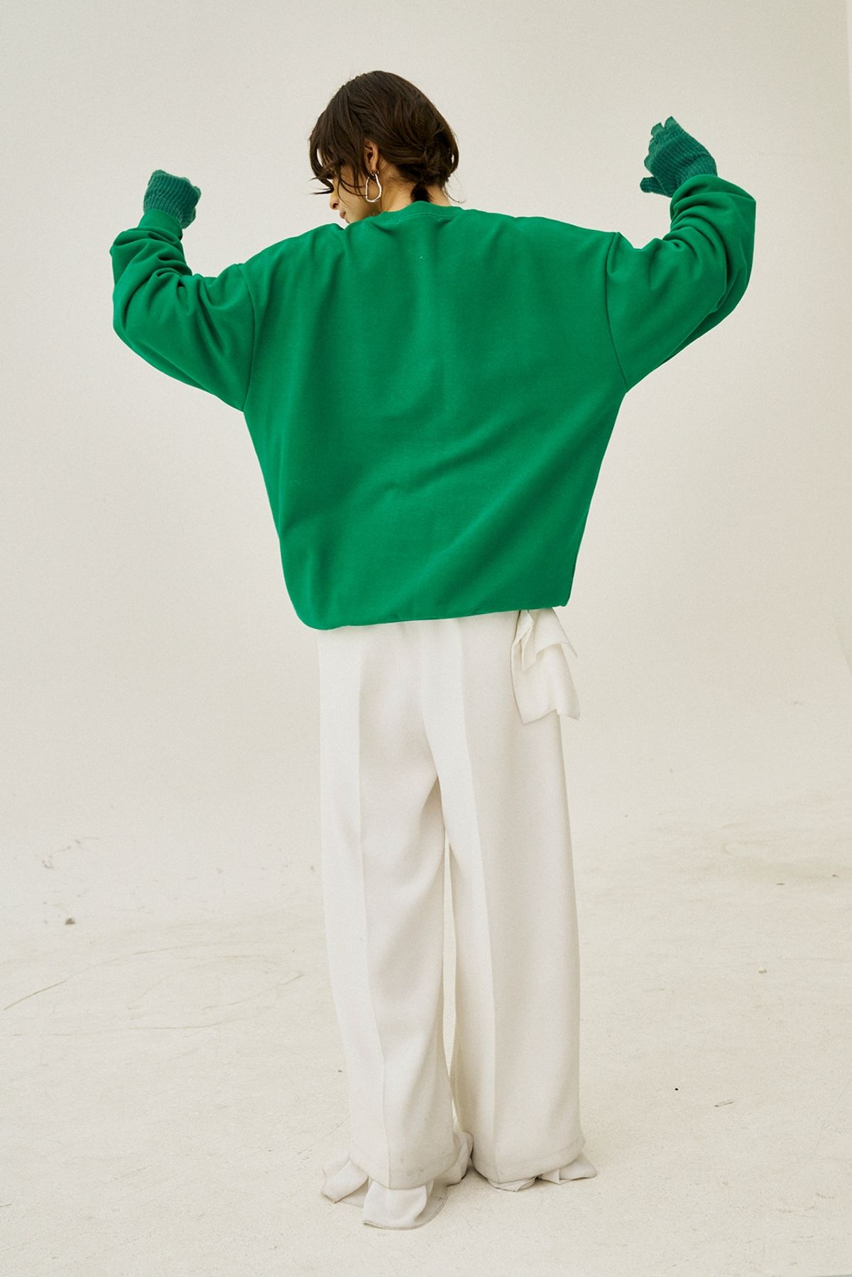 그리디어스(GREEDILOUS) Hanging Pocket Loose Pants White