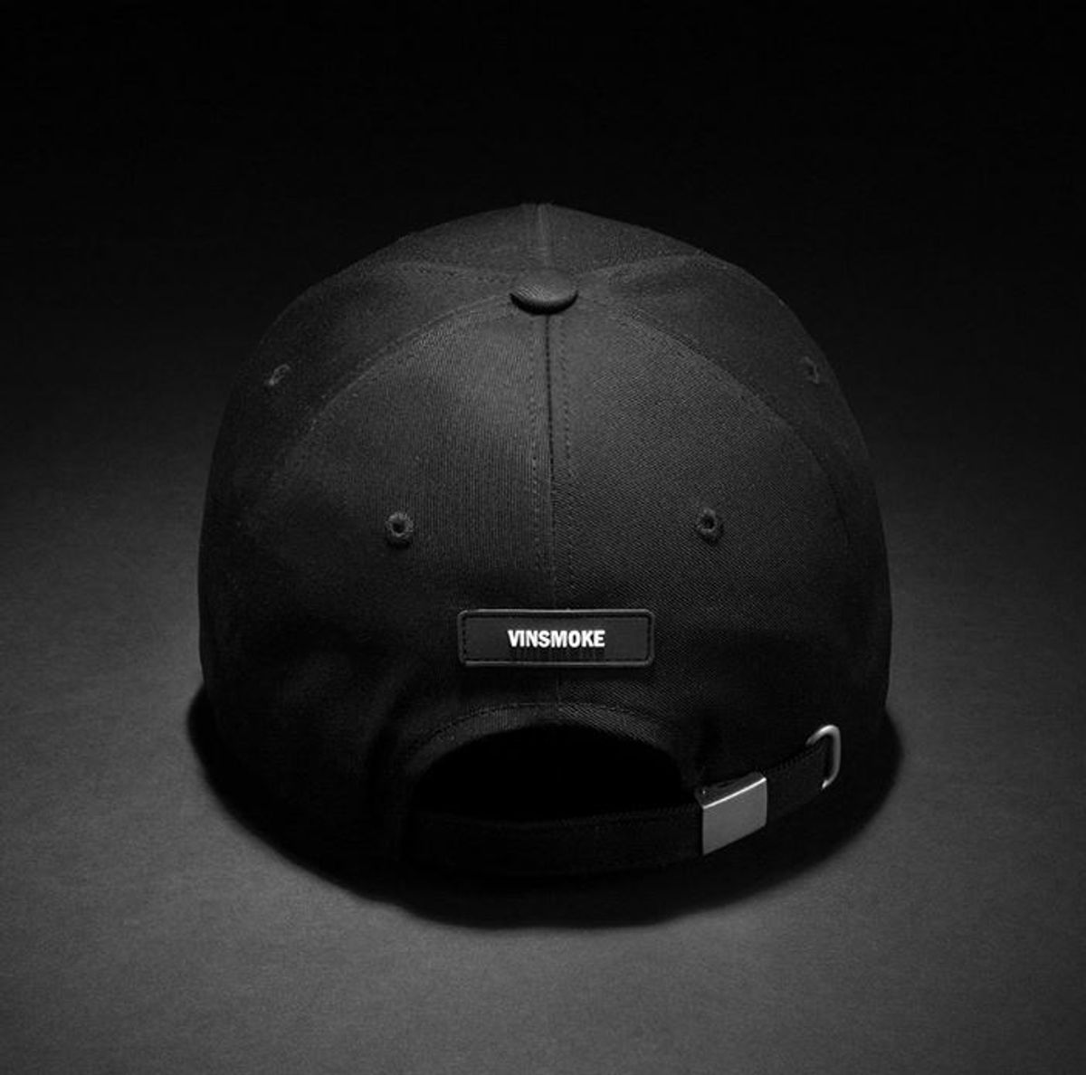 빈스모크(VINSMOKE) OV Small Logo BLACK 볼캡 HARD FIT