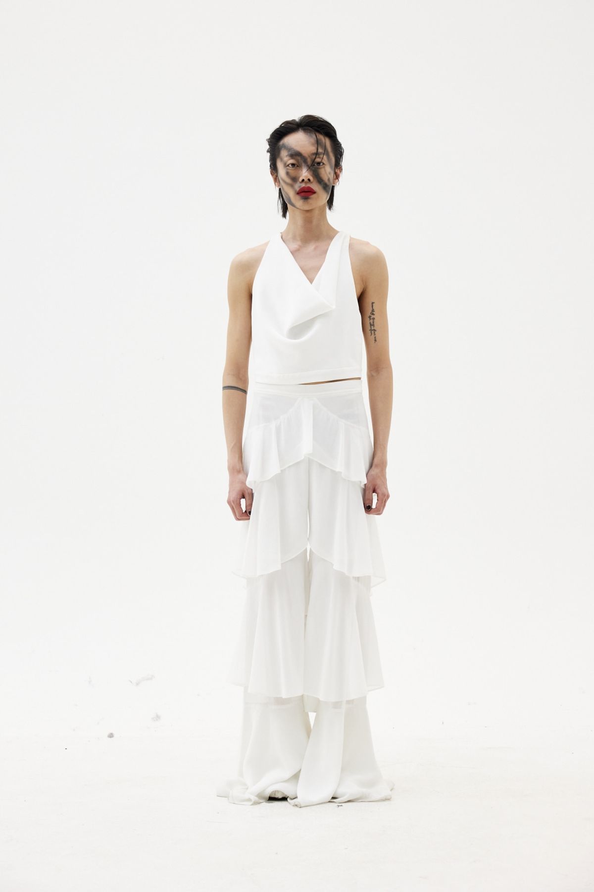 그리디어스(GREEDILOUS) Can-Can Ruffle Silk Pants White