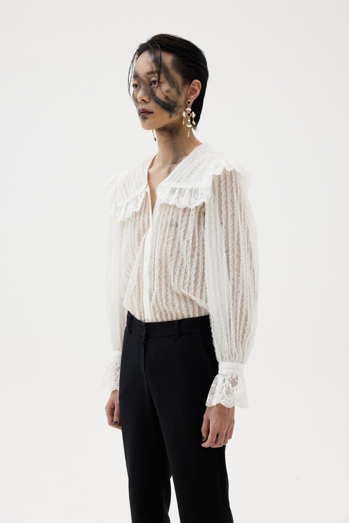 그리디어스(GREEDILOUS) Sailor Collar Textured Shirt