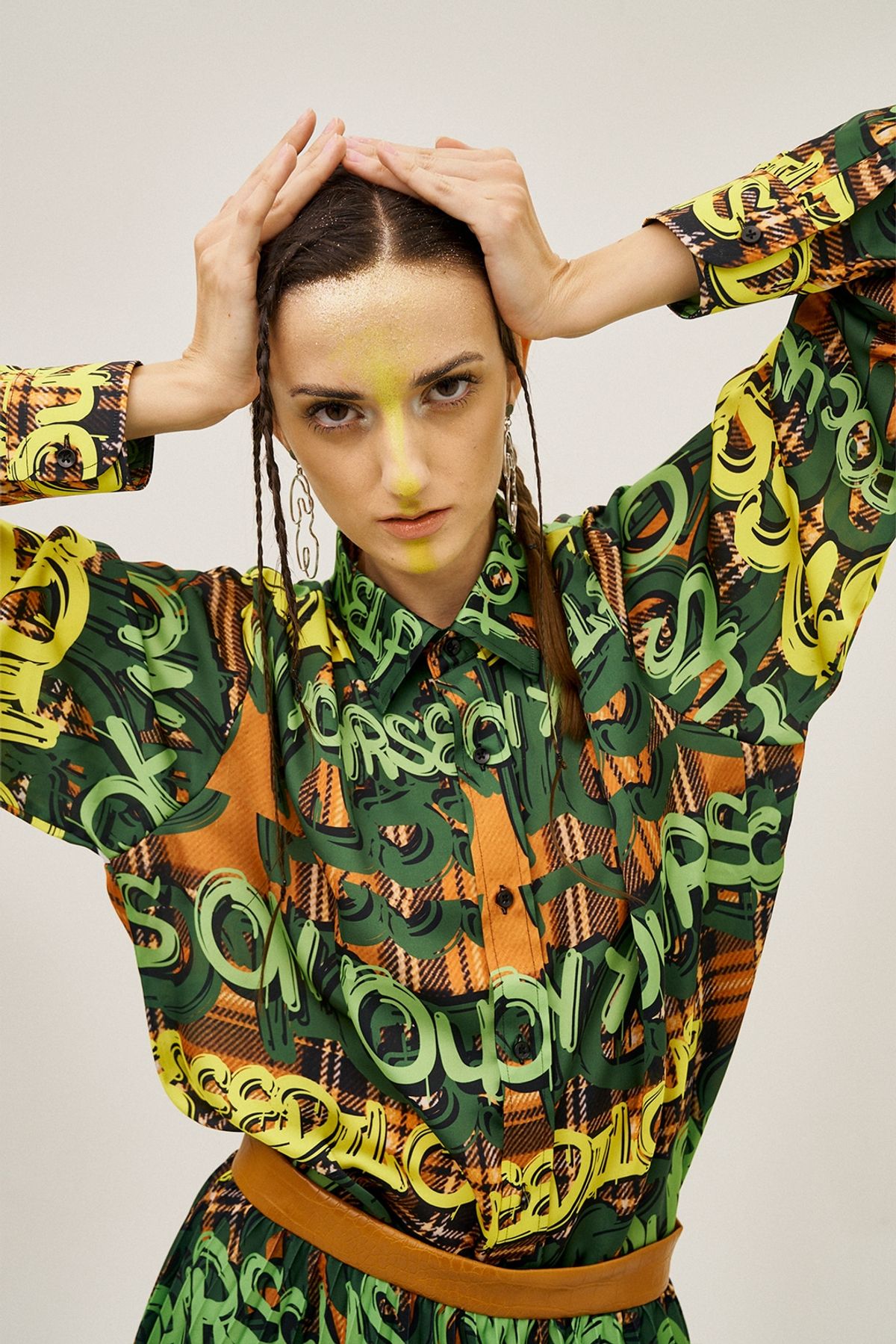 그리디어스(GREEDILOUS) Green Logo Silk Shirt
