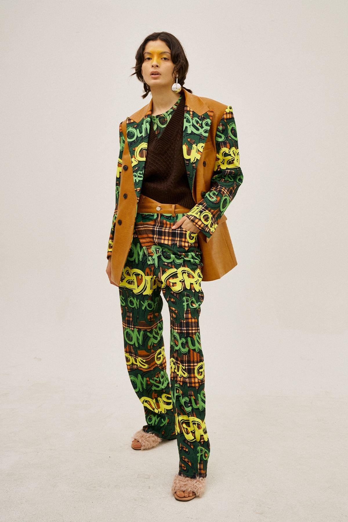 그리디어스(GREEDILOUS) Green Logo Leather Contrast Blazer