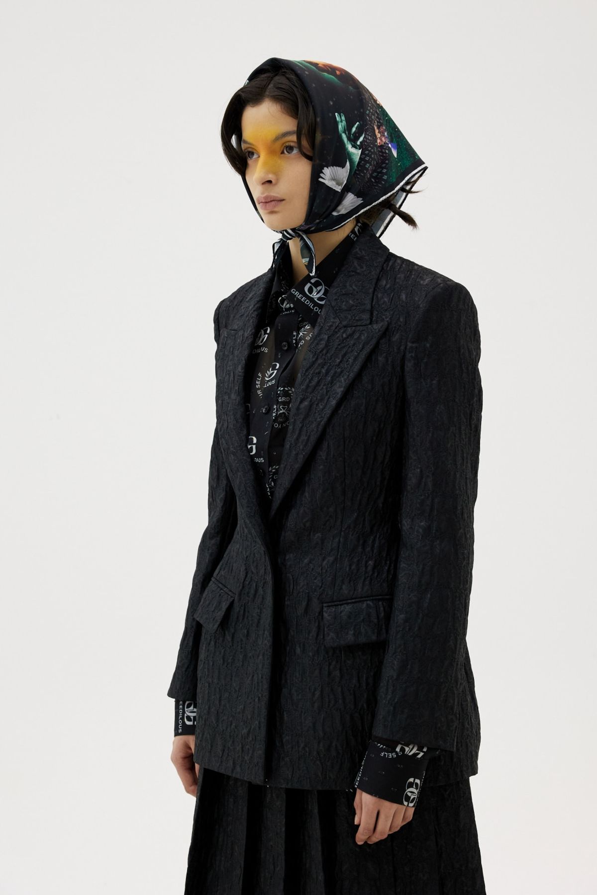 그리디어스(GREEDILOUS) Single Button Form Fitting Textured Blazer