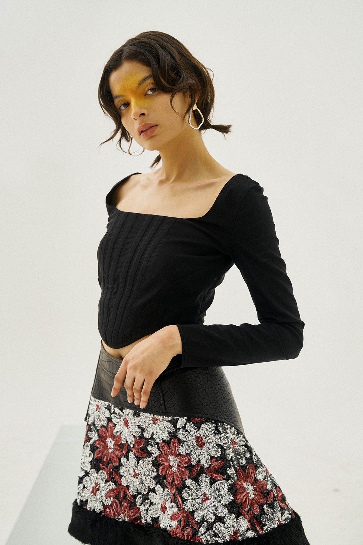 그리디어스(GREEDILOUS) Square Neckline Corset Top