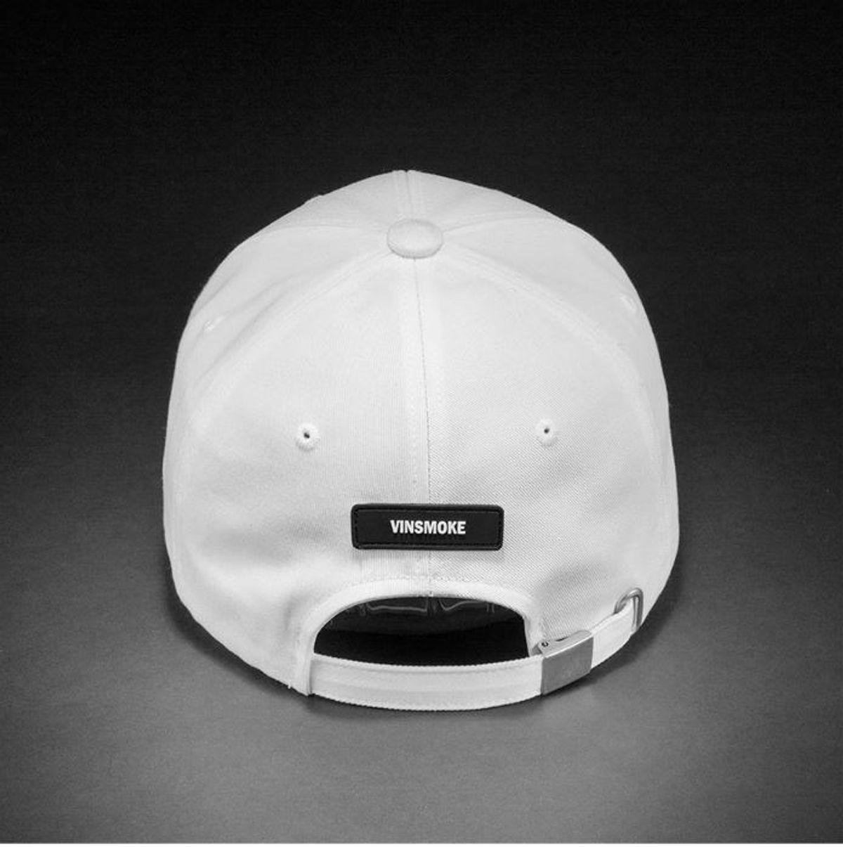 빈스모크(VINSMOKE) OV Small Logo White 볼캡 HARD FIT