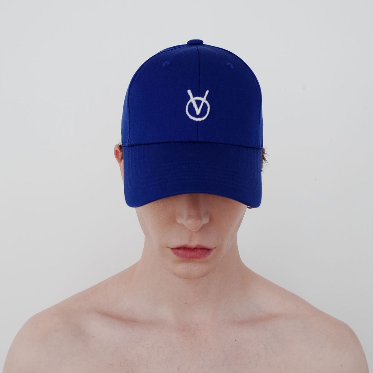 빈스모크(VINSMOKE) OV Small Logo BLUE 볼캡 HARD FIT