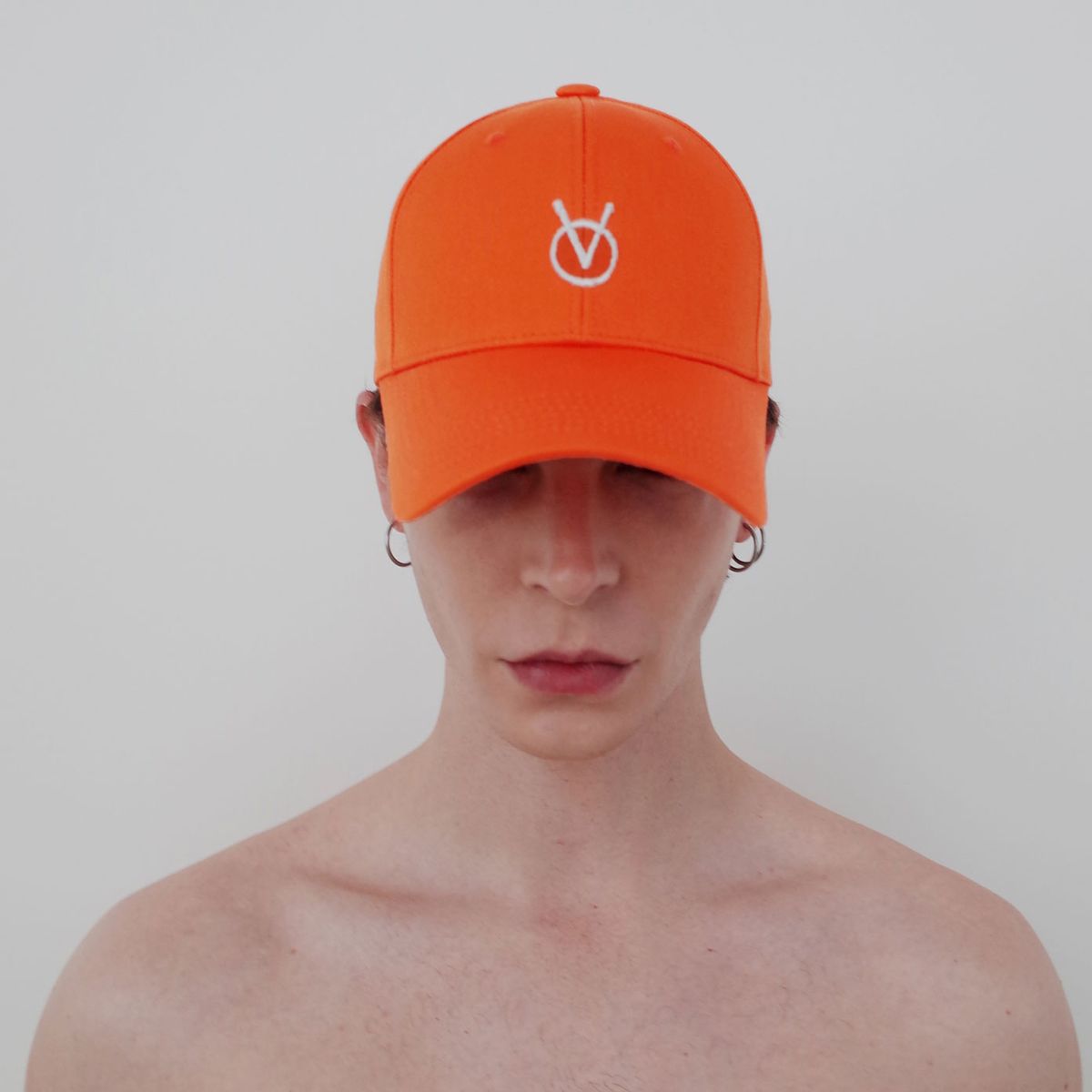 빈스모크(VINSMOKE) OV Small Logo ORANGE 볼캡 HARD FIT