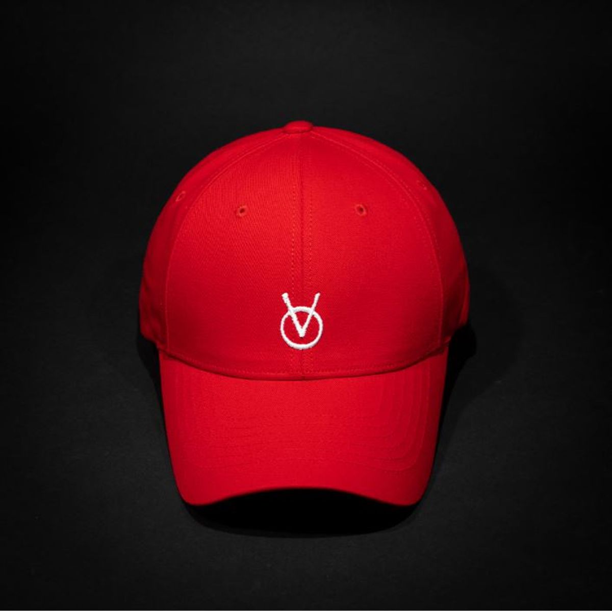 빈스모크(VINSMOKE) OV Small Logo RED 볼캡 HARD FIT