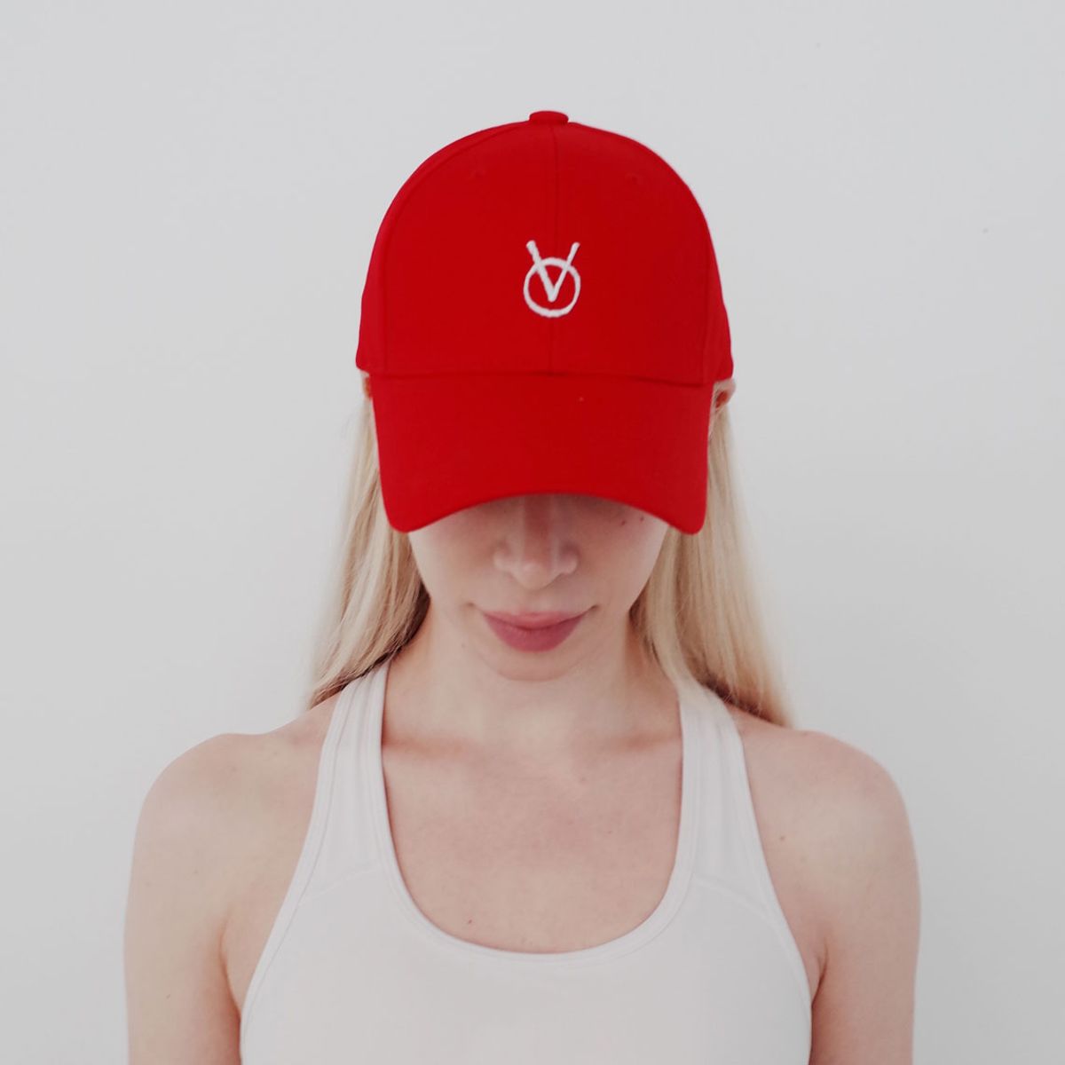 빈스모크(VINSMOKE) OV Small Logo RED 볼캡 HARD FIT