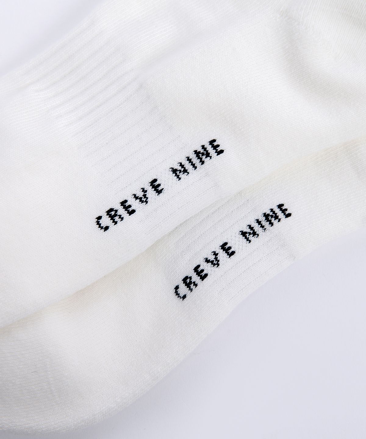 크리브나인(CREVE9) 스트라이프 로고 양말